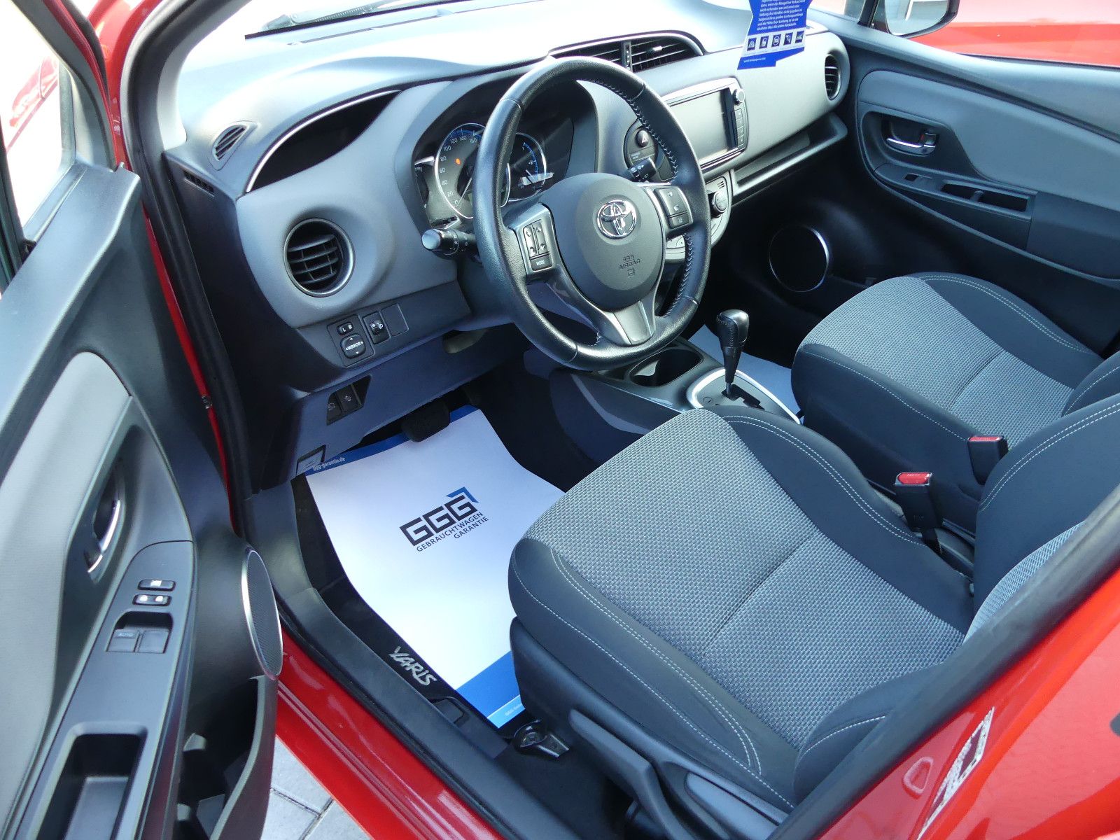 Fahrzeugabbildung Toyota Yaris Edition-S Hybrid*1.HAND*56Tkm*