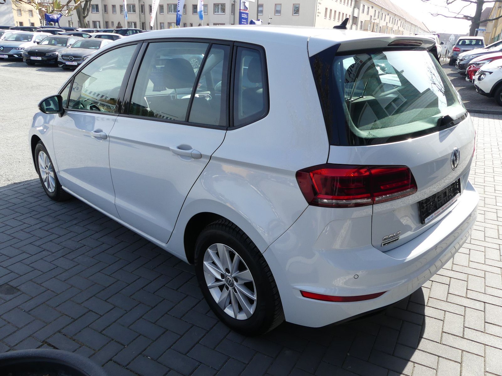 Fahrzeugabbildung Volkswagen Golf Sportsvan VII Trendline*1.HAND*82TKM*