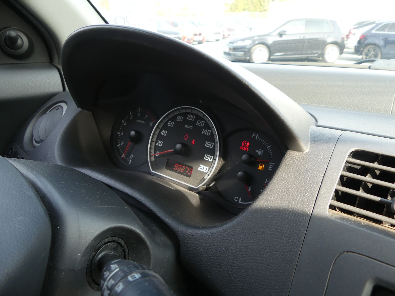 Fahrzeugabbildung Suzuki Swift Lim. Classic"2.HAND"90TKM"