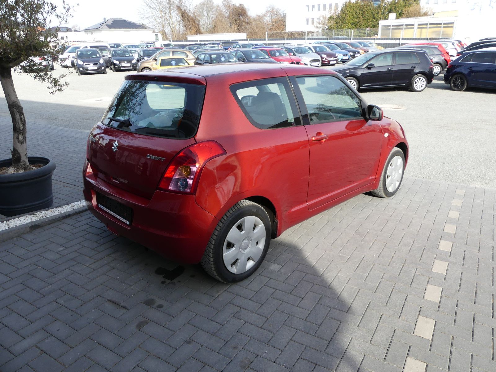 Fahrzeugabbildung Suzuki Swift Lim. Classic"2.HAND"90TKM"