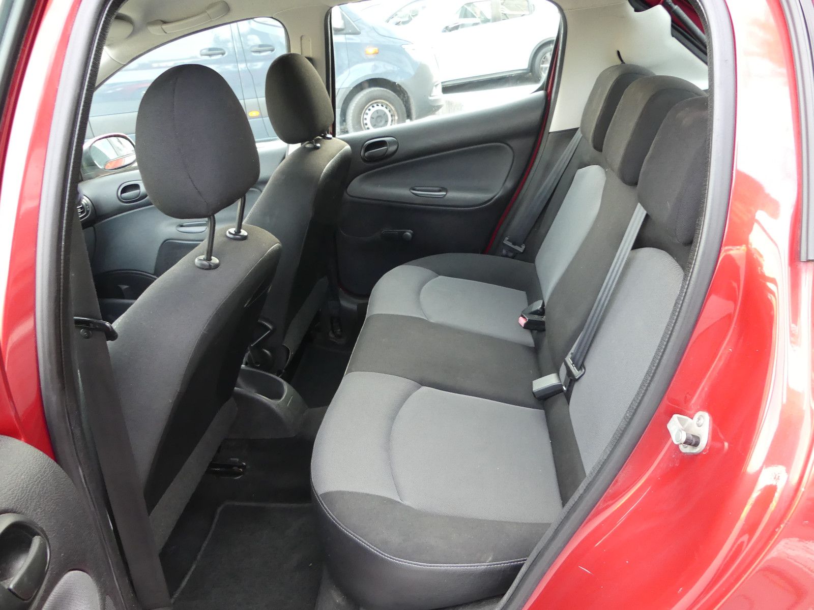 Fahrzeugabbildung Peugeot 206 JBL, * NUR 84.000KM*