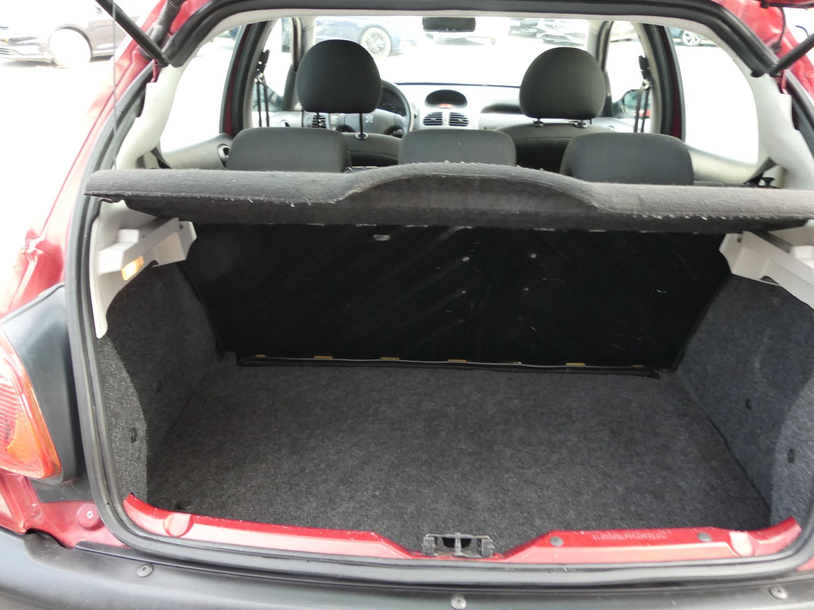 Fahrzeugabbildung Peugeot 206 JBL, * NUR 84.000KM*