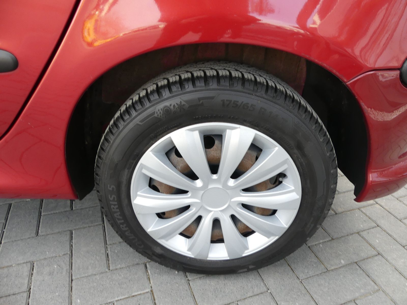 Fahrzeugabbildung Peugeot 206 JBL, * NUR 84.000KM*