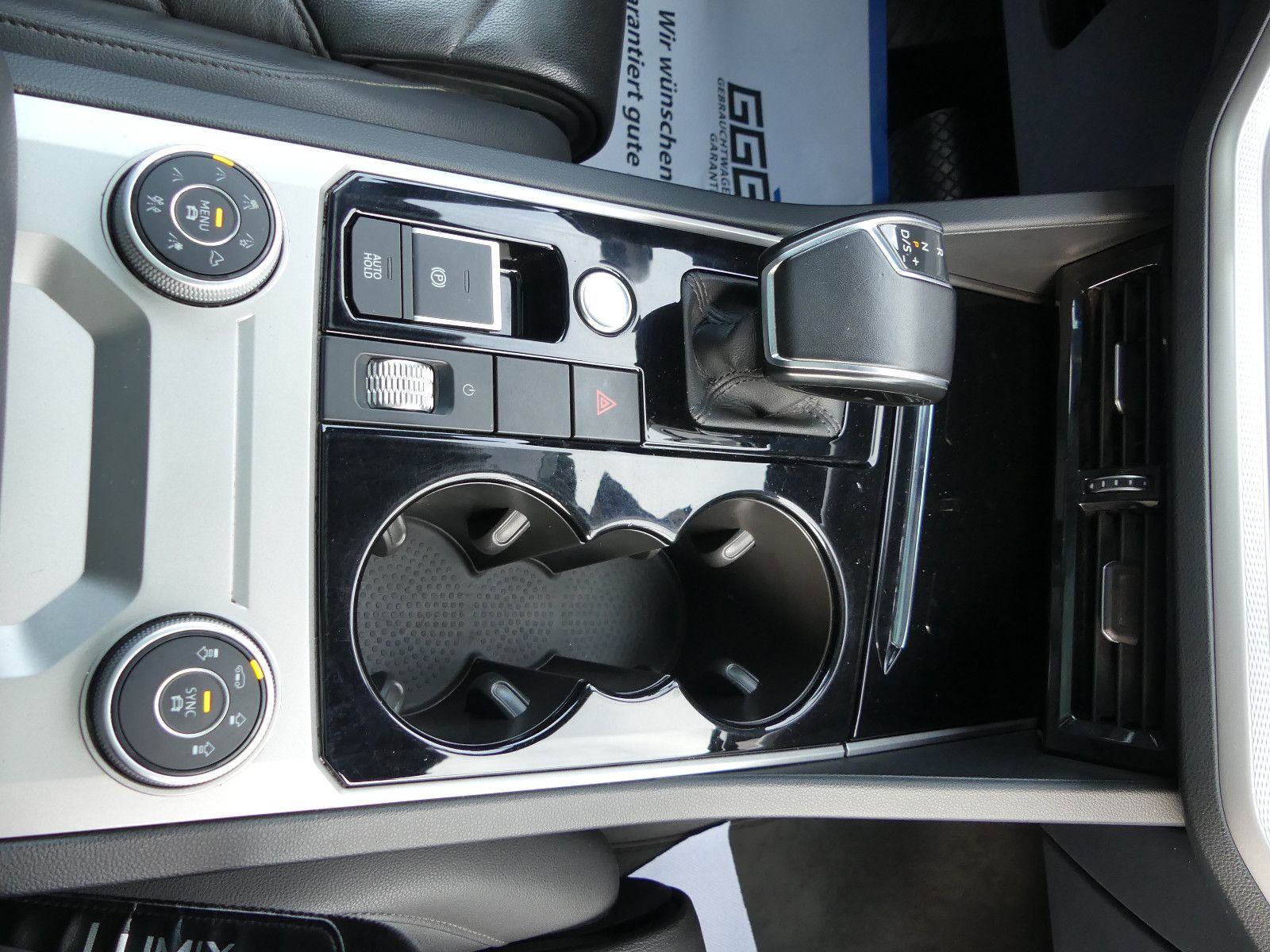 Fahrzeugabbildung Volkswagen Touareg . 4Motion