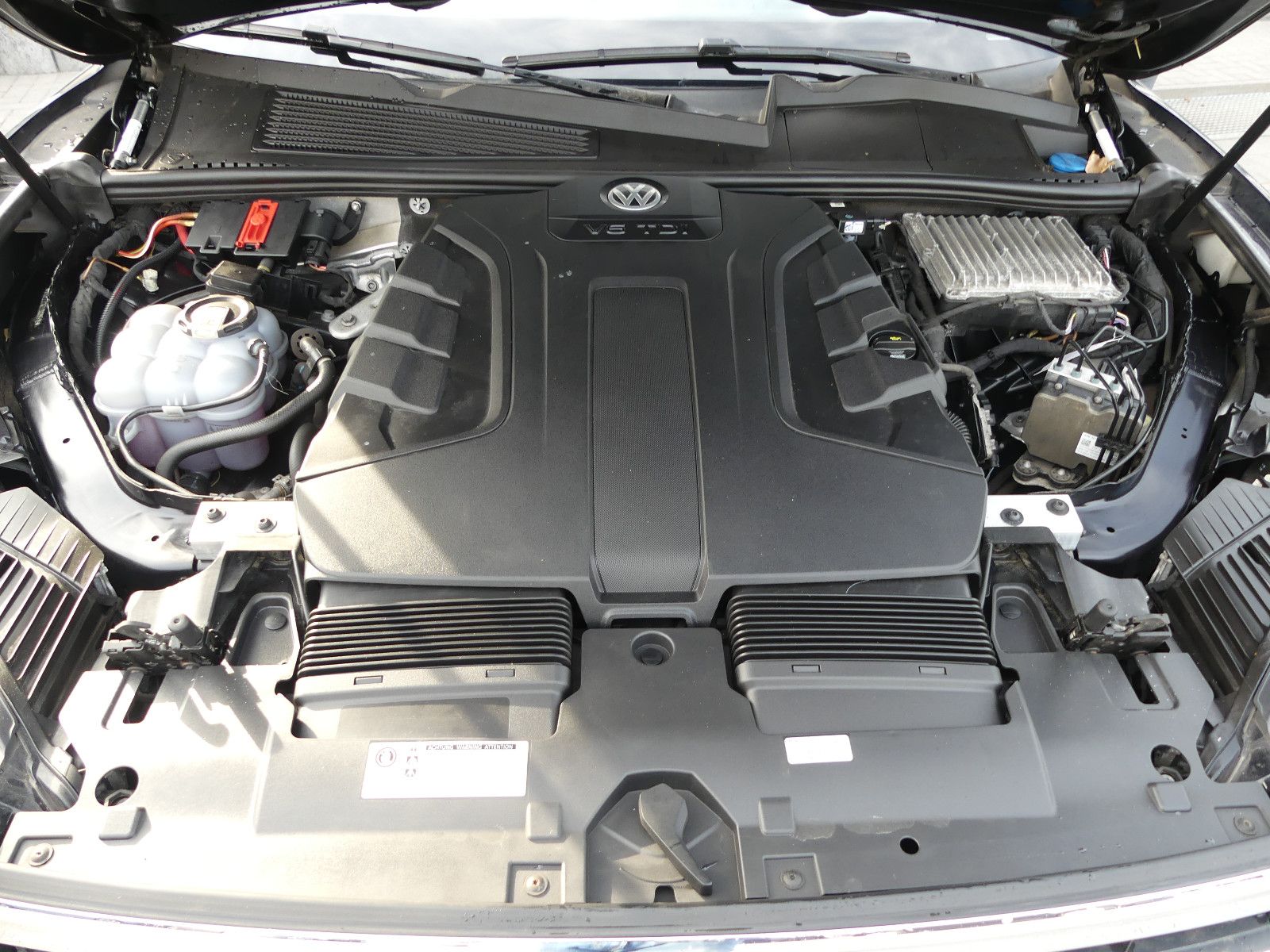 Fahrzeugabbildung Volkswagen Touareg . 4Motion