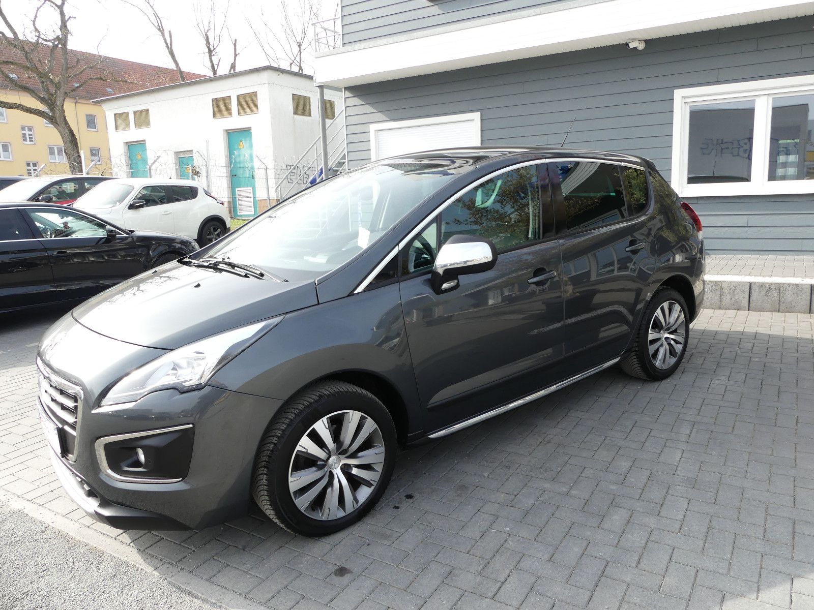 Fahrzeugabbildung Peugeot 3008 Allure, Automatik