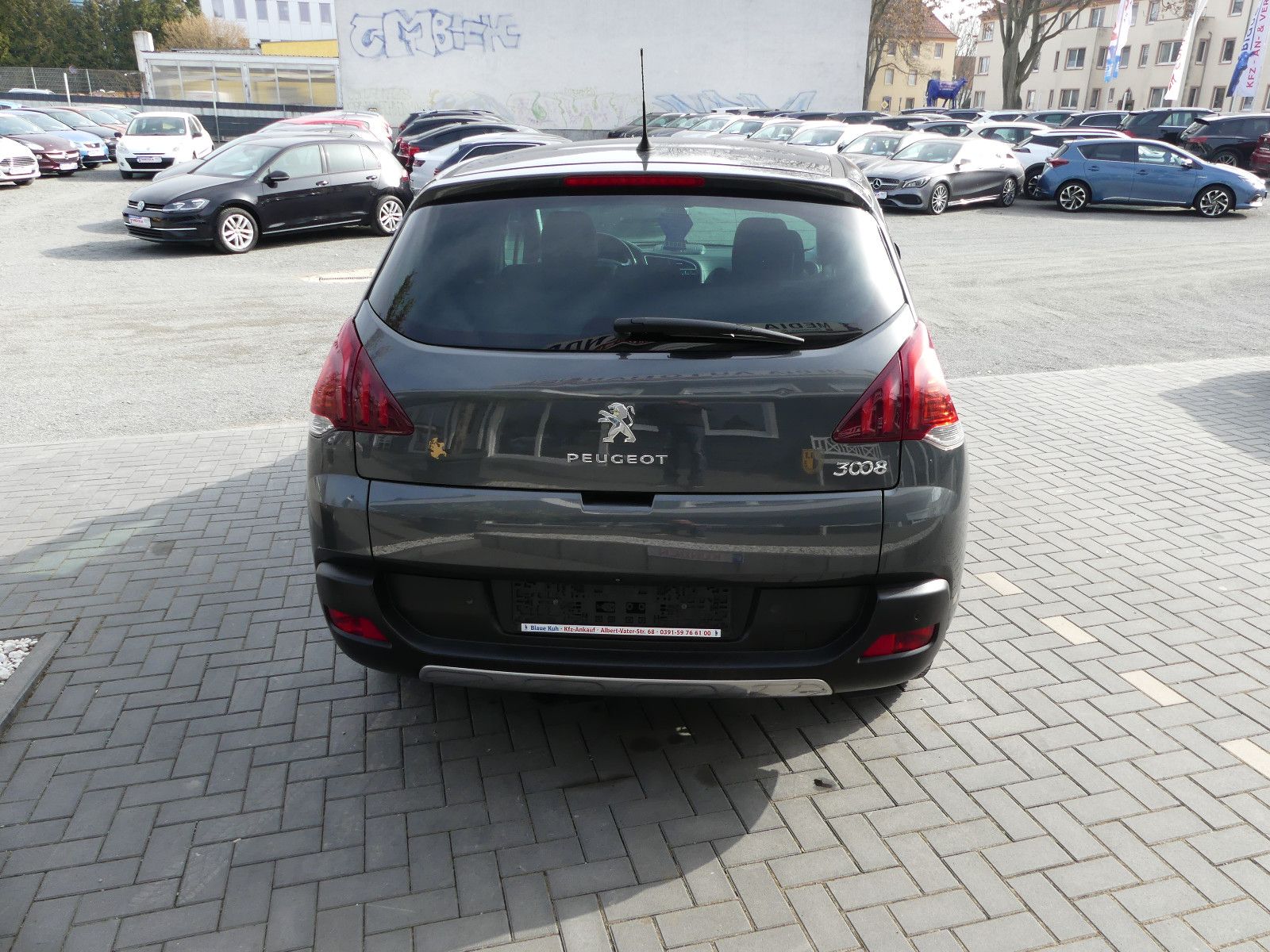 Fahrzeugabbildung Peugeot 3008 Allure, Automatik