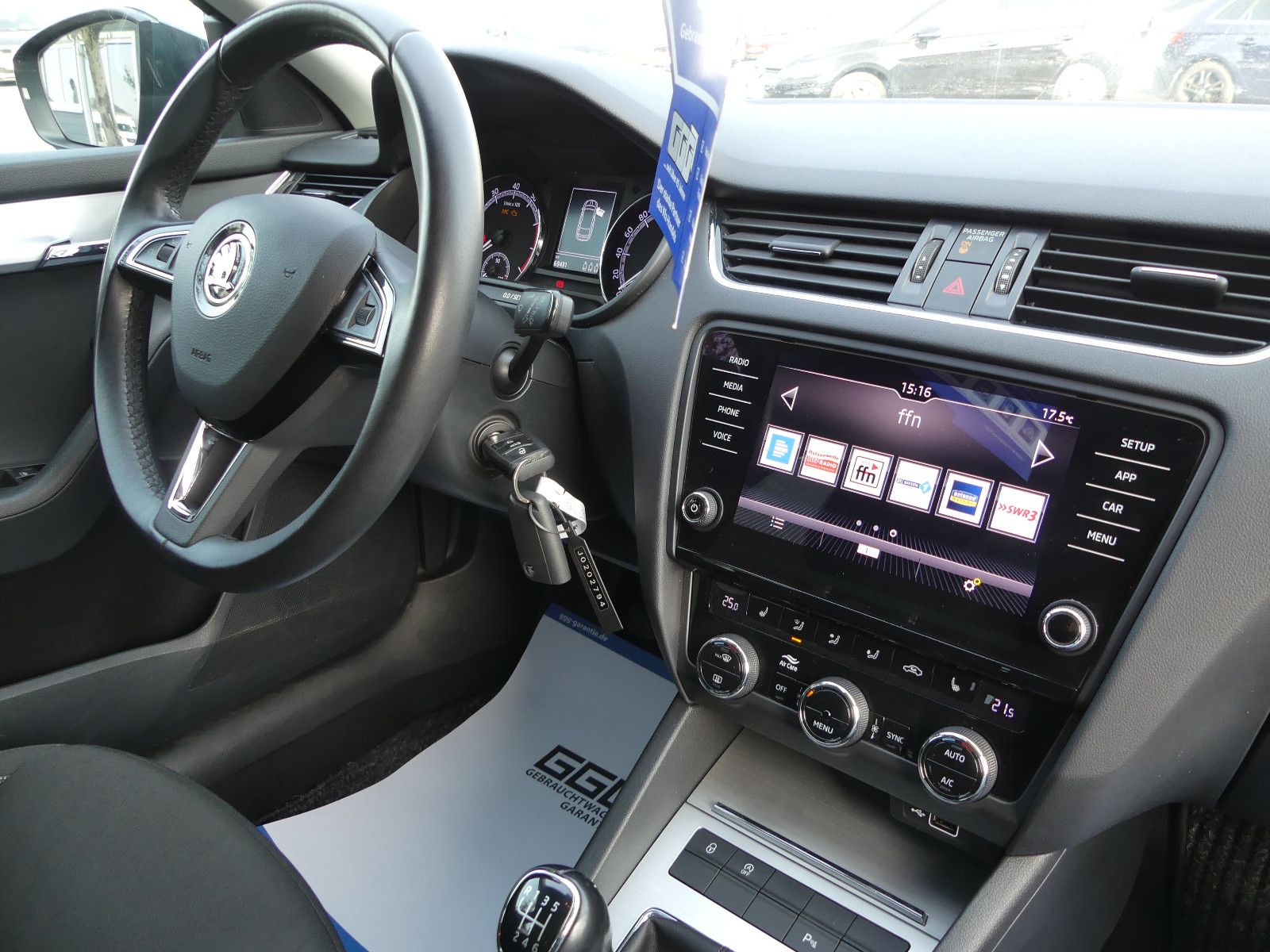 Fahrzeugabbildung SKODA Octavia Combi Ambition"1.HAND"