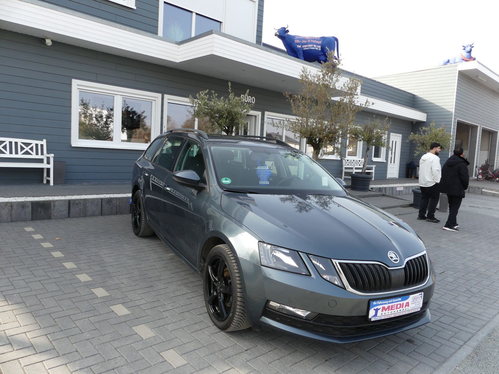 Fahrzeugabbildung SKODA Octavia Combi Ambition"1.HAND"