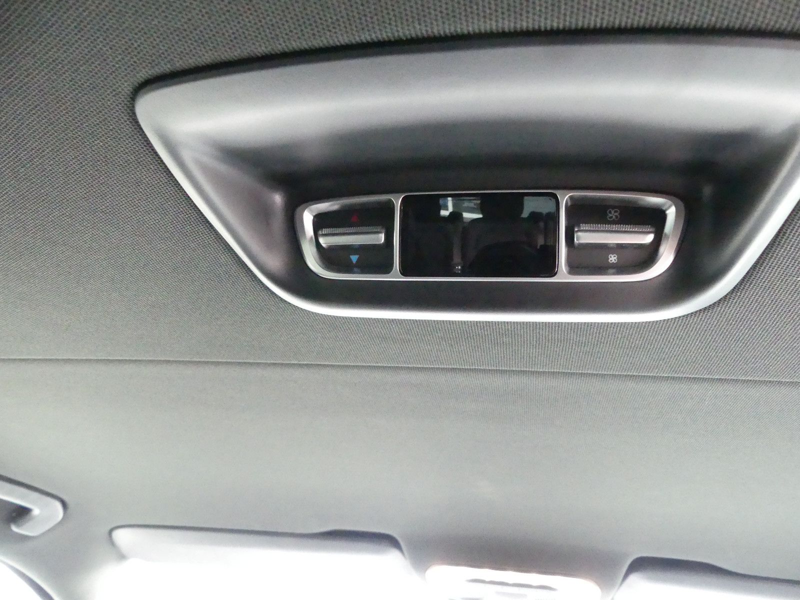 Fahrzeugabbildung Mercedes-Benz V 250 EDITION AMG-LINE, *KOMPAKT*