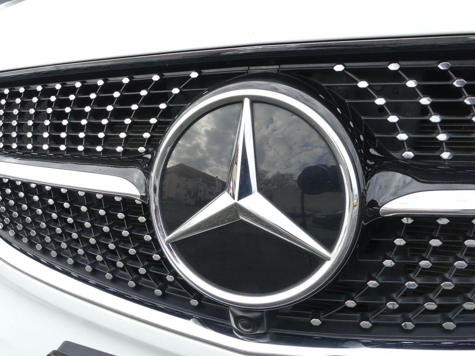 Fahrzeugabbildung Mercedes-Benz V 250 EDITION AMG-LINE, *KOMPAKT*