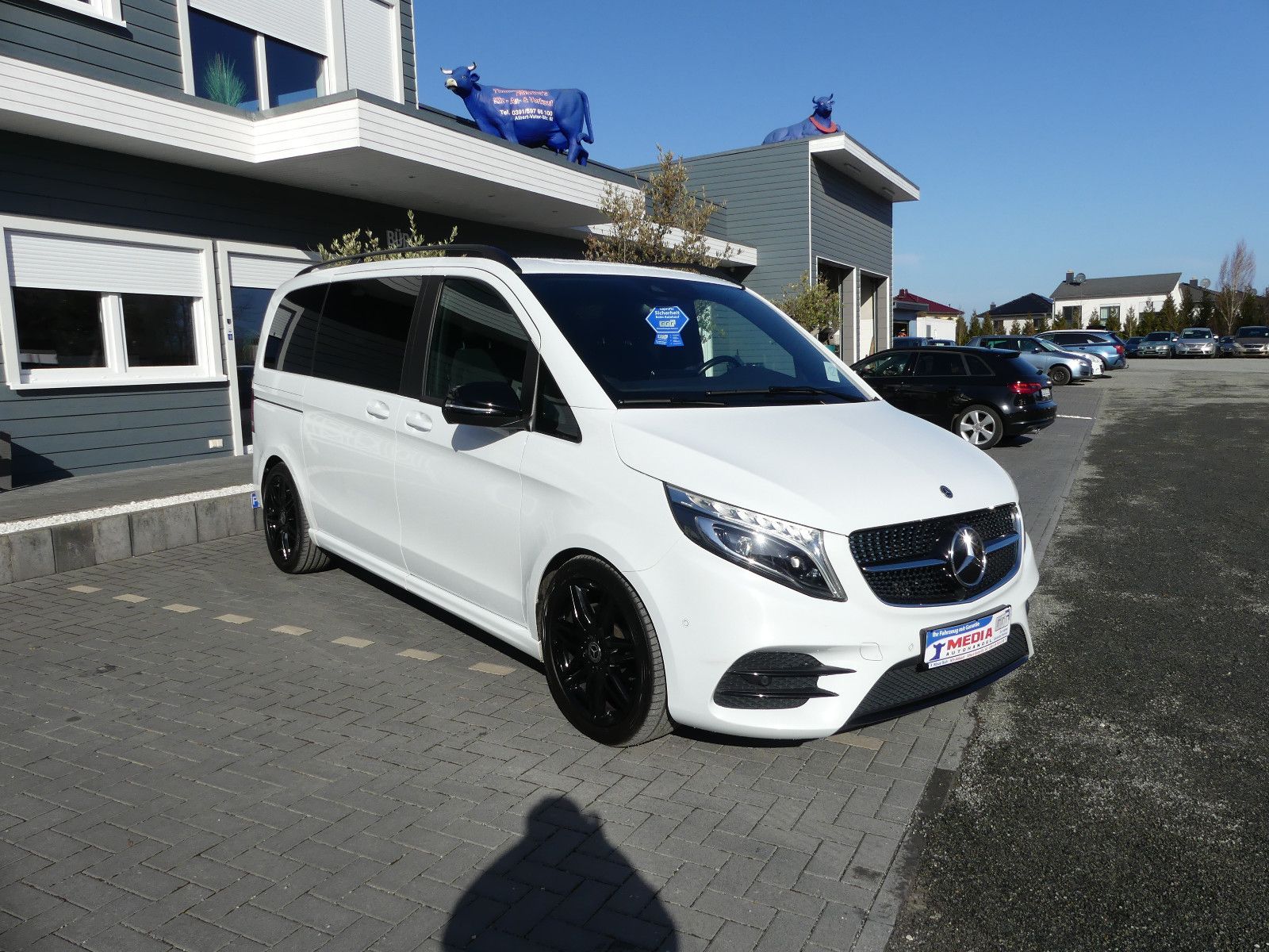 Fahrzeugabbildung Mercedes-Benz V 250 EDITION AMG-LINE, *KOMPAKT*