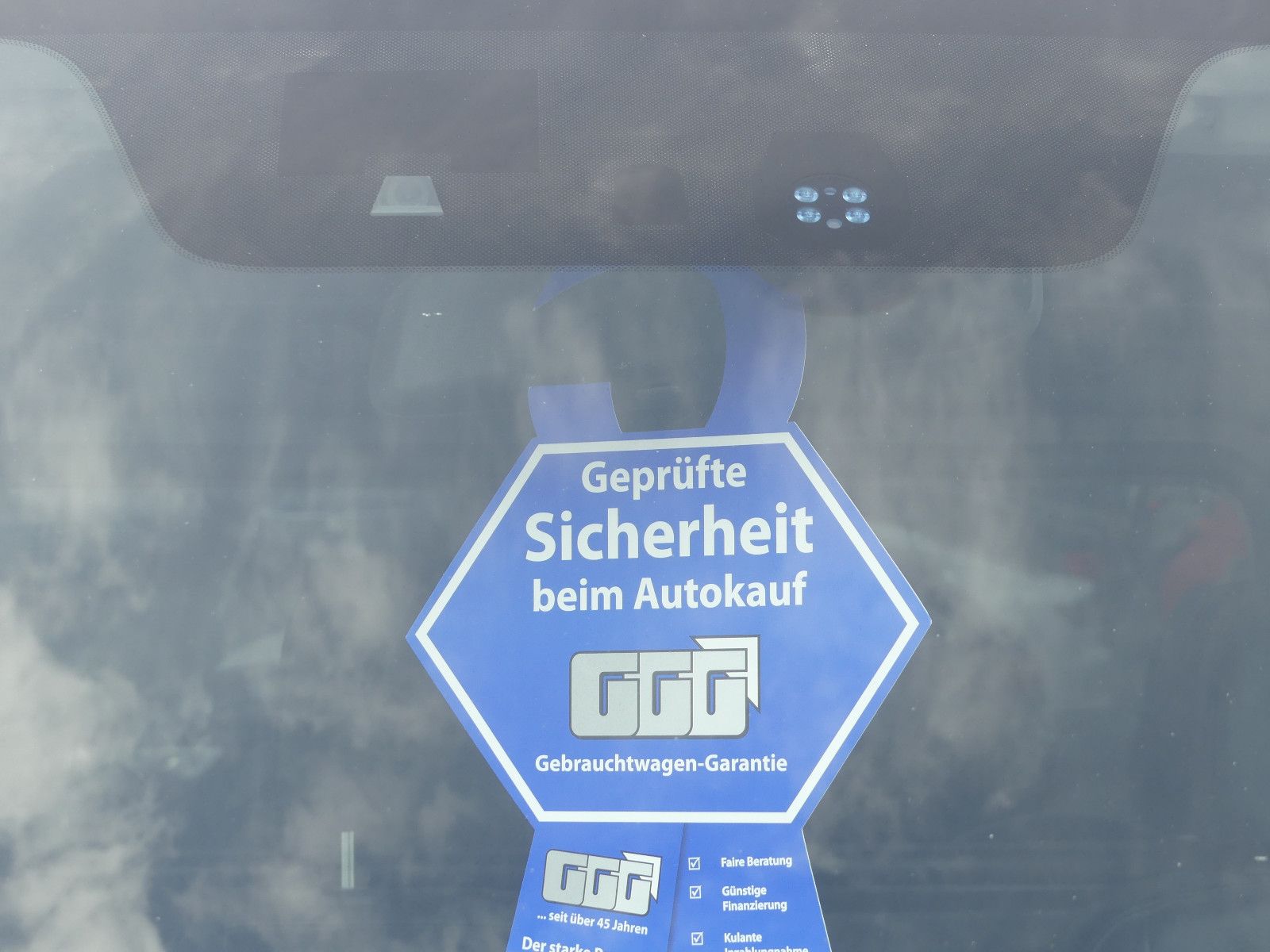 Fahrzeugabbildung Hyundai H350 Kasten Kasten L3H2 Profi"1.HAND"