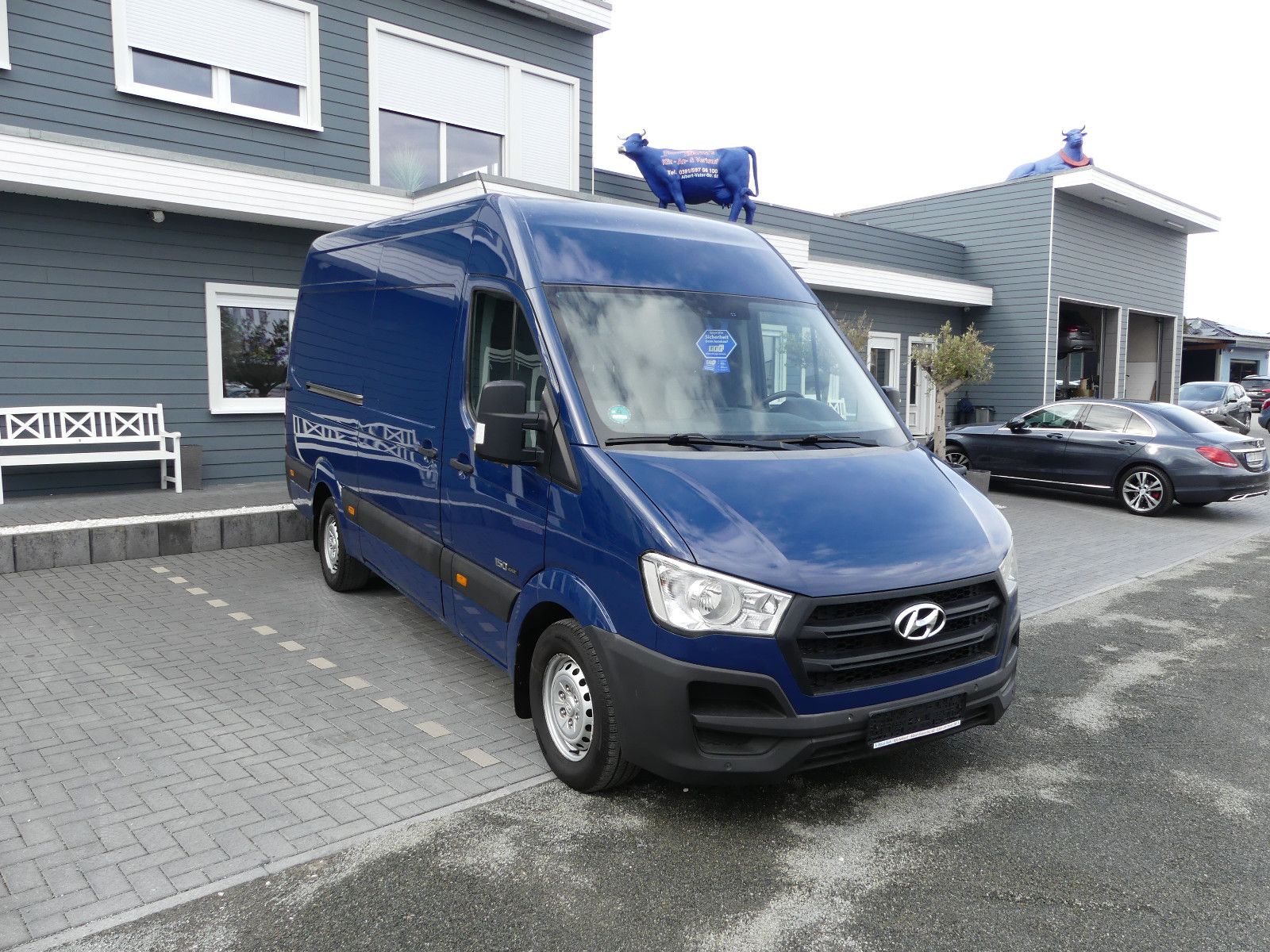 Fahrzeugabbildung Hyundai H350 Kasten Kasten L3H2 Profi"1.HAND"