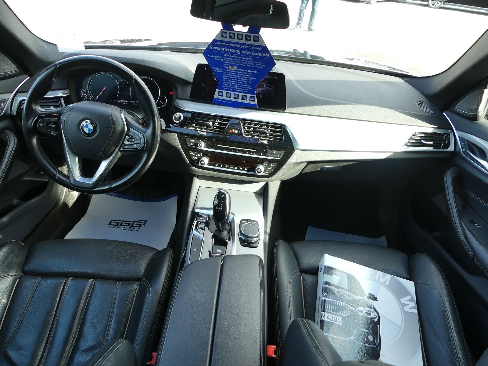 Fahrzeugabbildung BMW 540 5 Touring 540 d xDrive Sport Line"2.HAND"