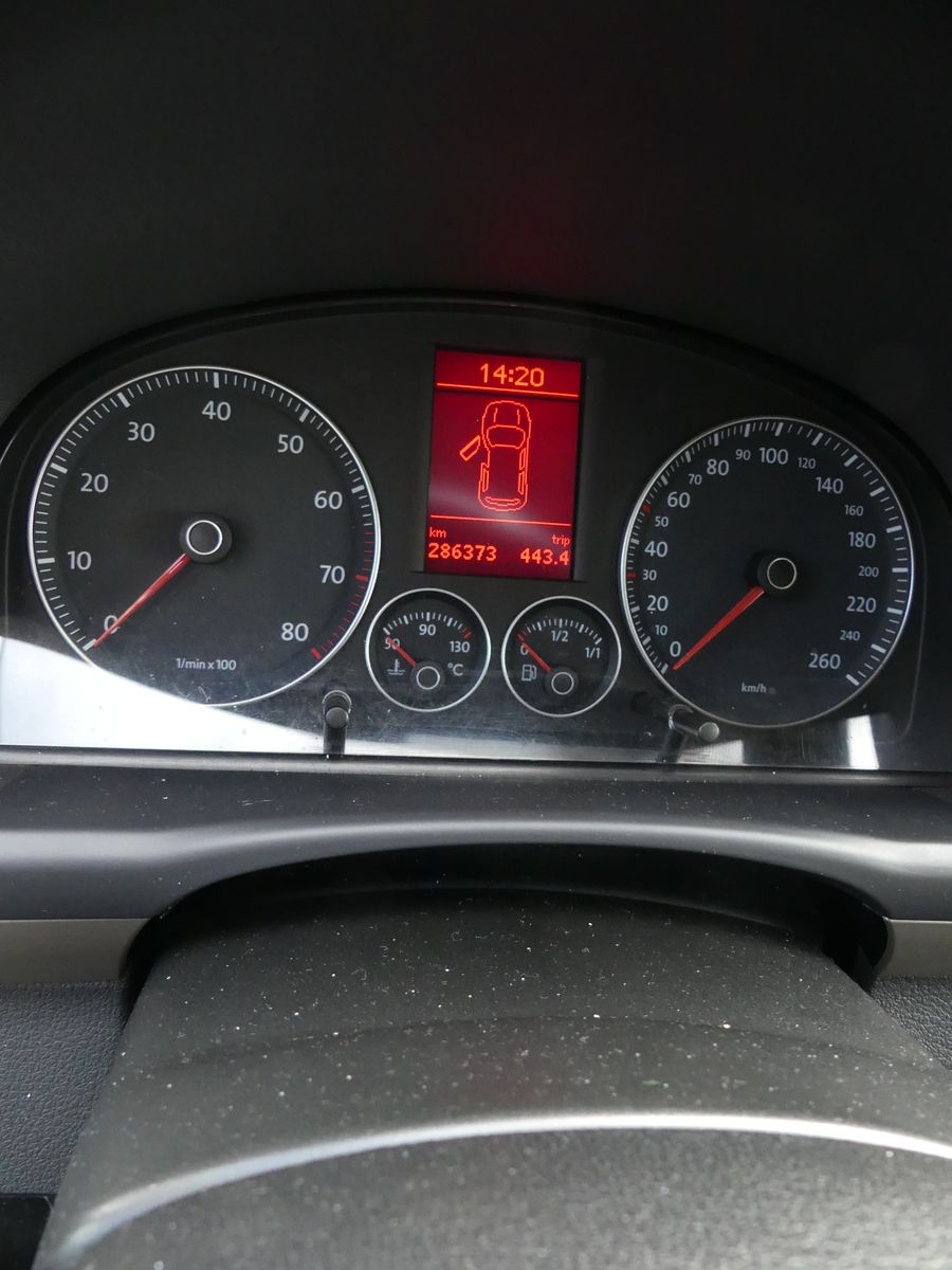 Fahrzeugabbildung Volkswagen Touran Trendline