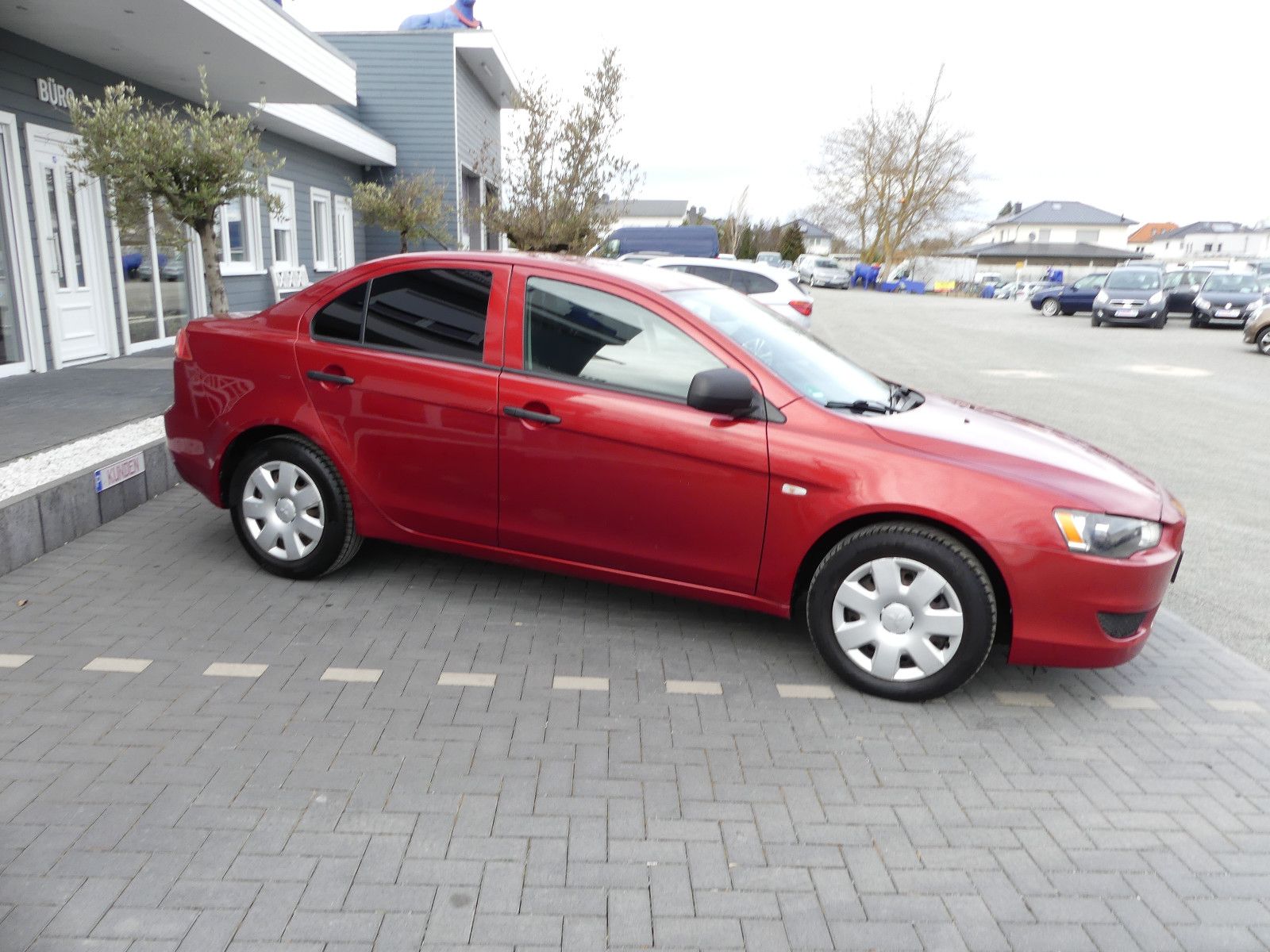 Fahrzeugabbildung Mitsubishi Lancer Lim. Inform