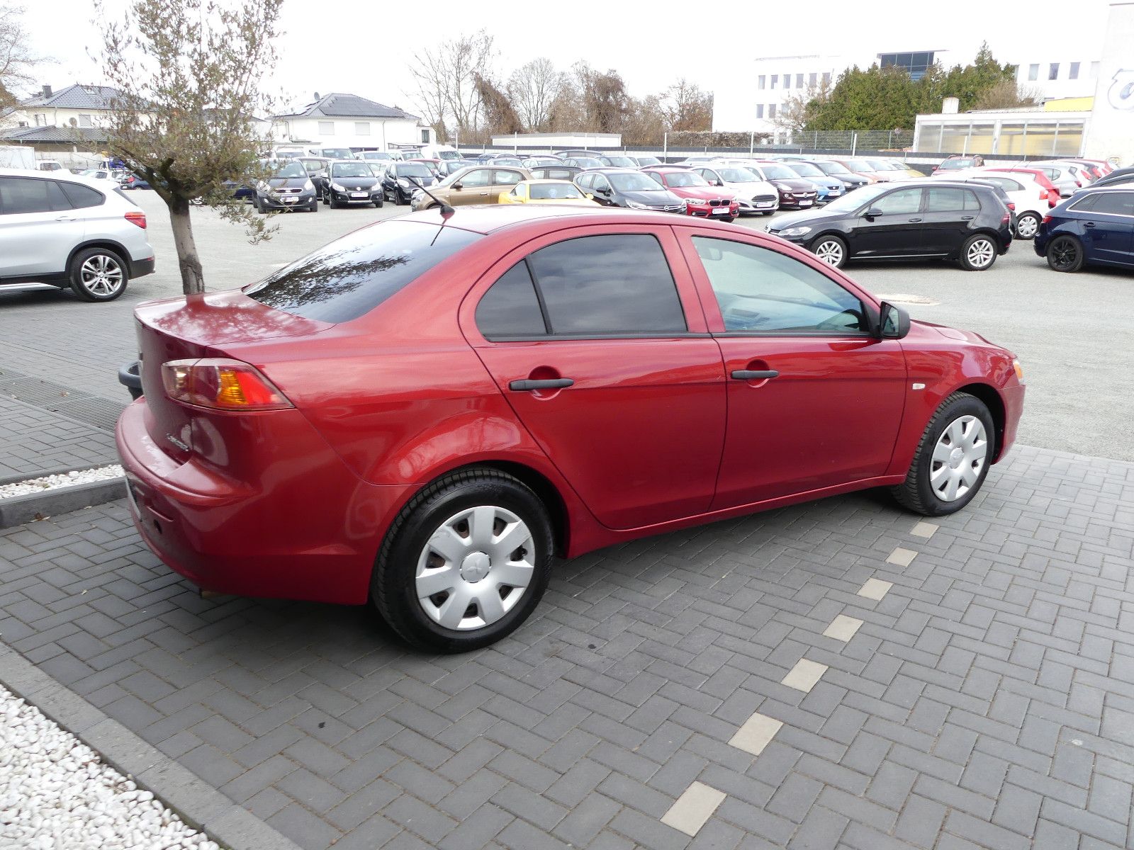 Fahrzeugabbildung Mitsubishi Lancer Lim. Inform