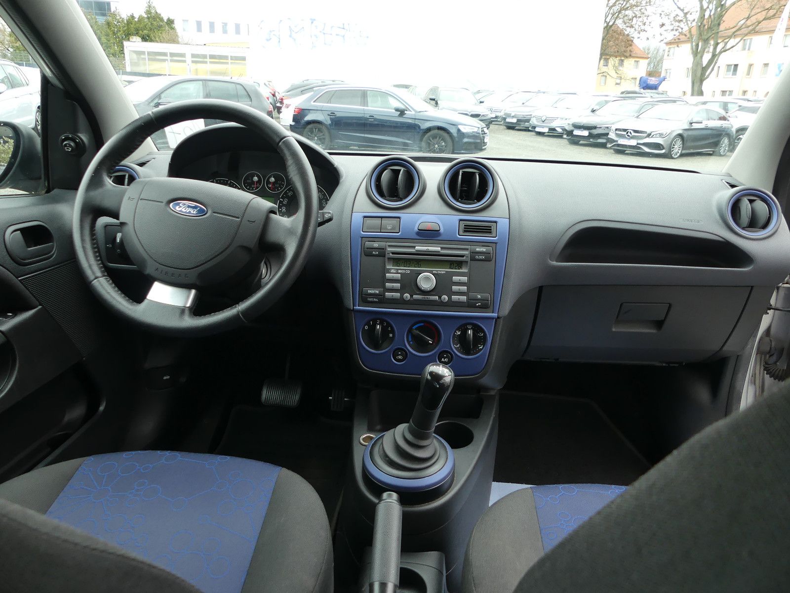 Fahrzeugabbildung Ford Fiesta Style, Automatik, 1,4