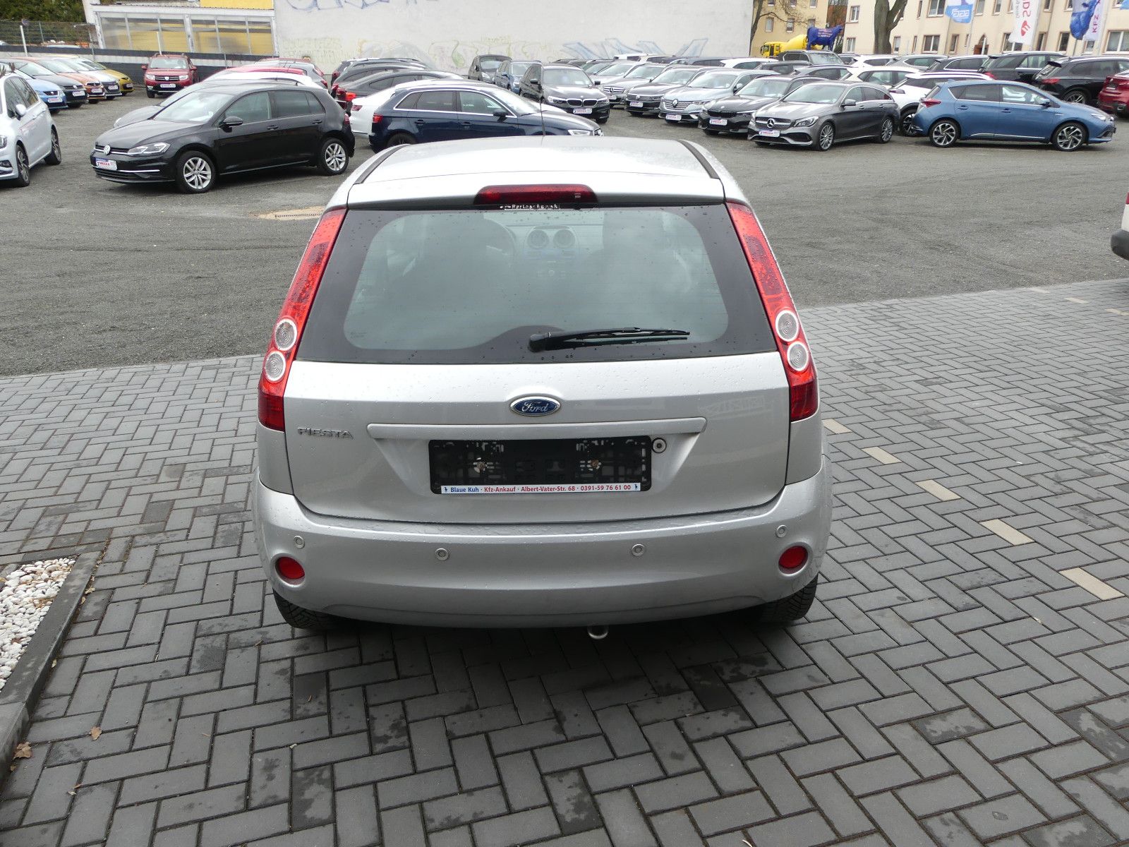 Fahrzeugabbildung Ford Fiesta Style, Automatik, 1,4