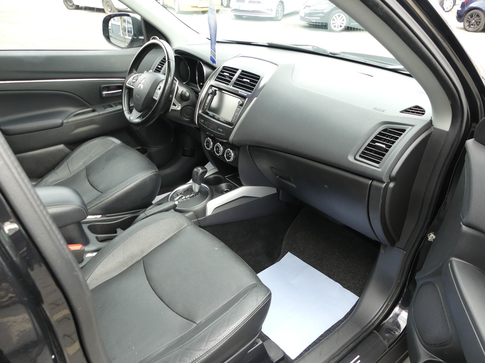 Fahrzeugabbildung Mitsubishi ASX Instyle 4WD"AUTOMATIK"