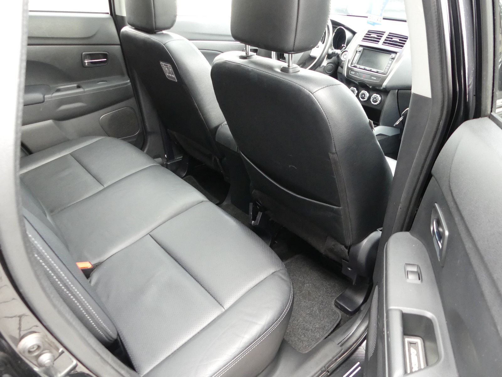 Fahrzeugabbildung Mitsubishi ASX Instyle 4WD"AUTOMATIK"