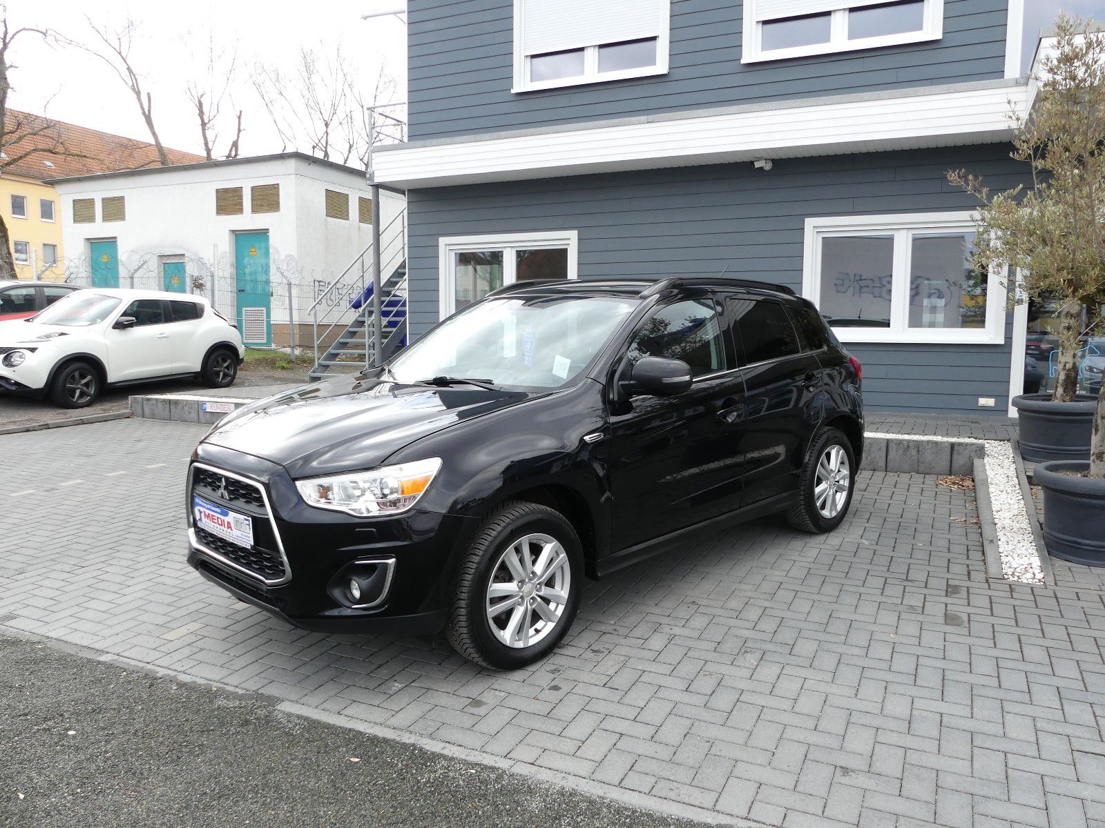 Fahrzeugabbildung Mitsubishi ASX Instyle 4WD"AUTOMATIK"