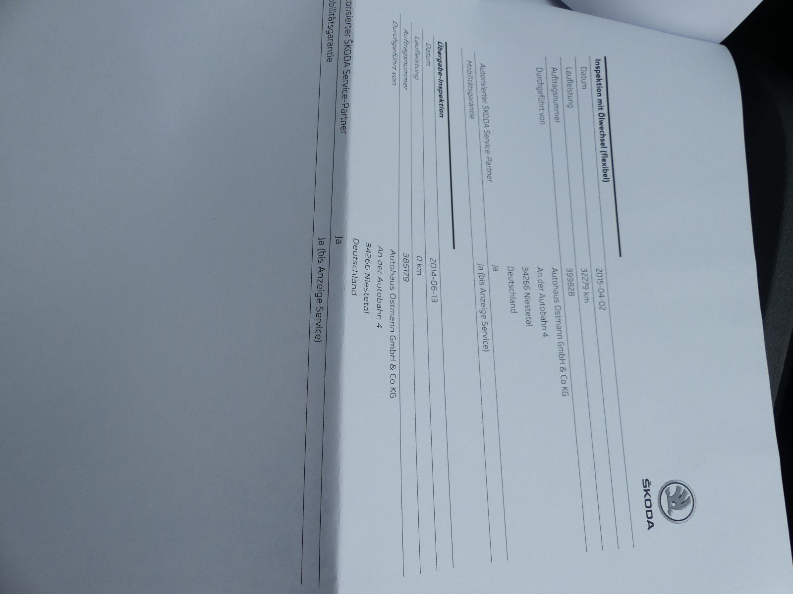 Fahrzeugabbildung SKODA Octavia Combi Elegance"SERVICEHEFT"