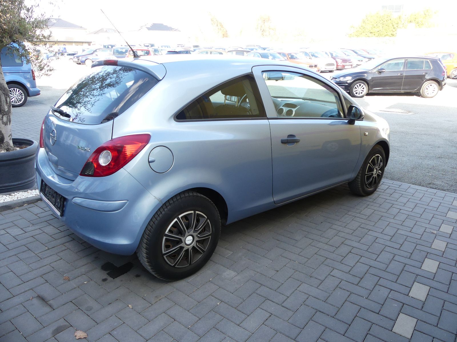 Fahrzeugabbildung Opel Corsa D Selection "110 Jahre"2.HAND"