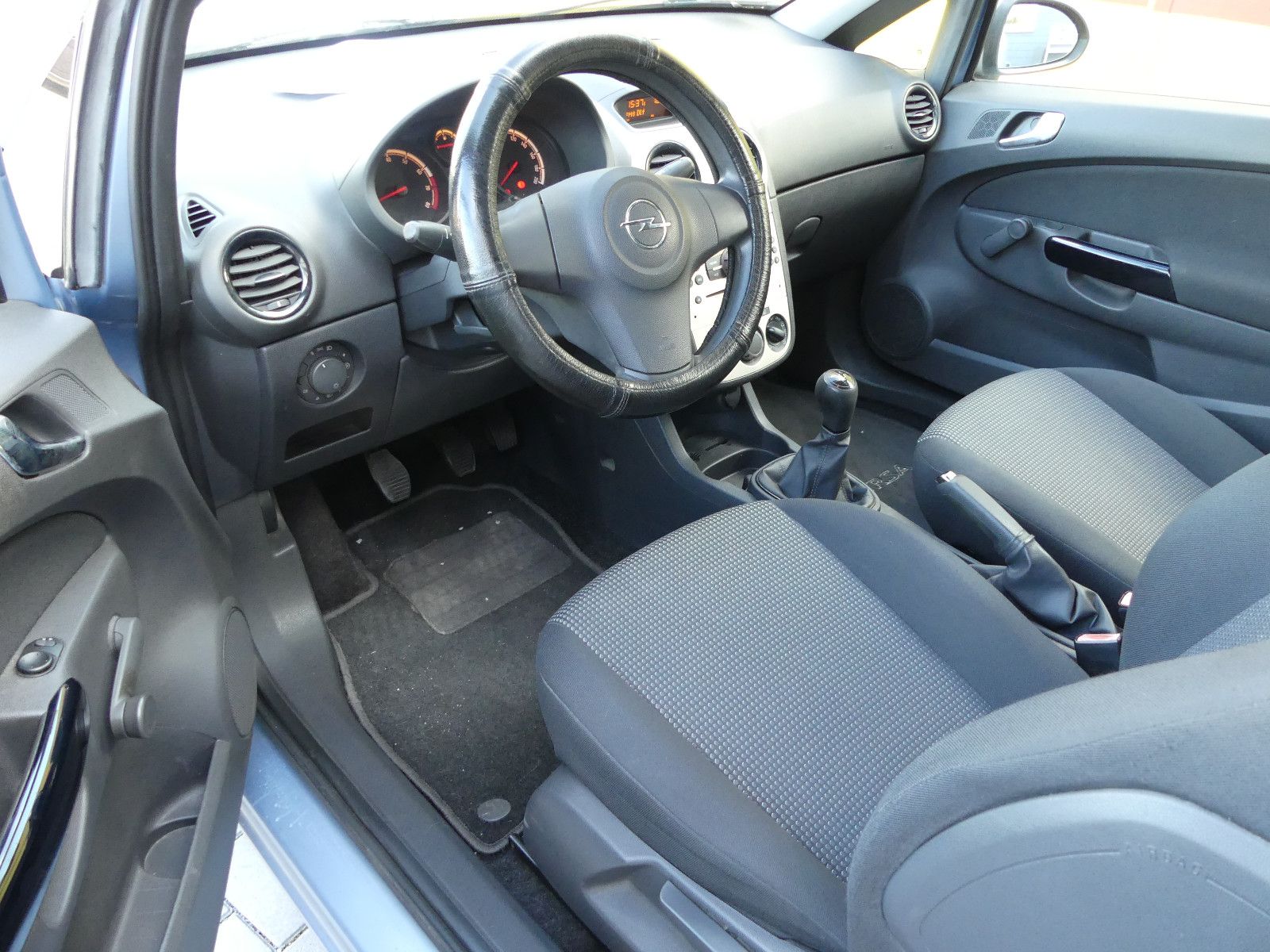 Fahrzeugabbildung Opel Corsa D Selection "110 Jahre"2.HAND"