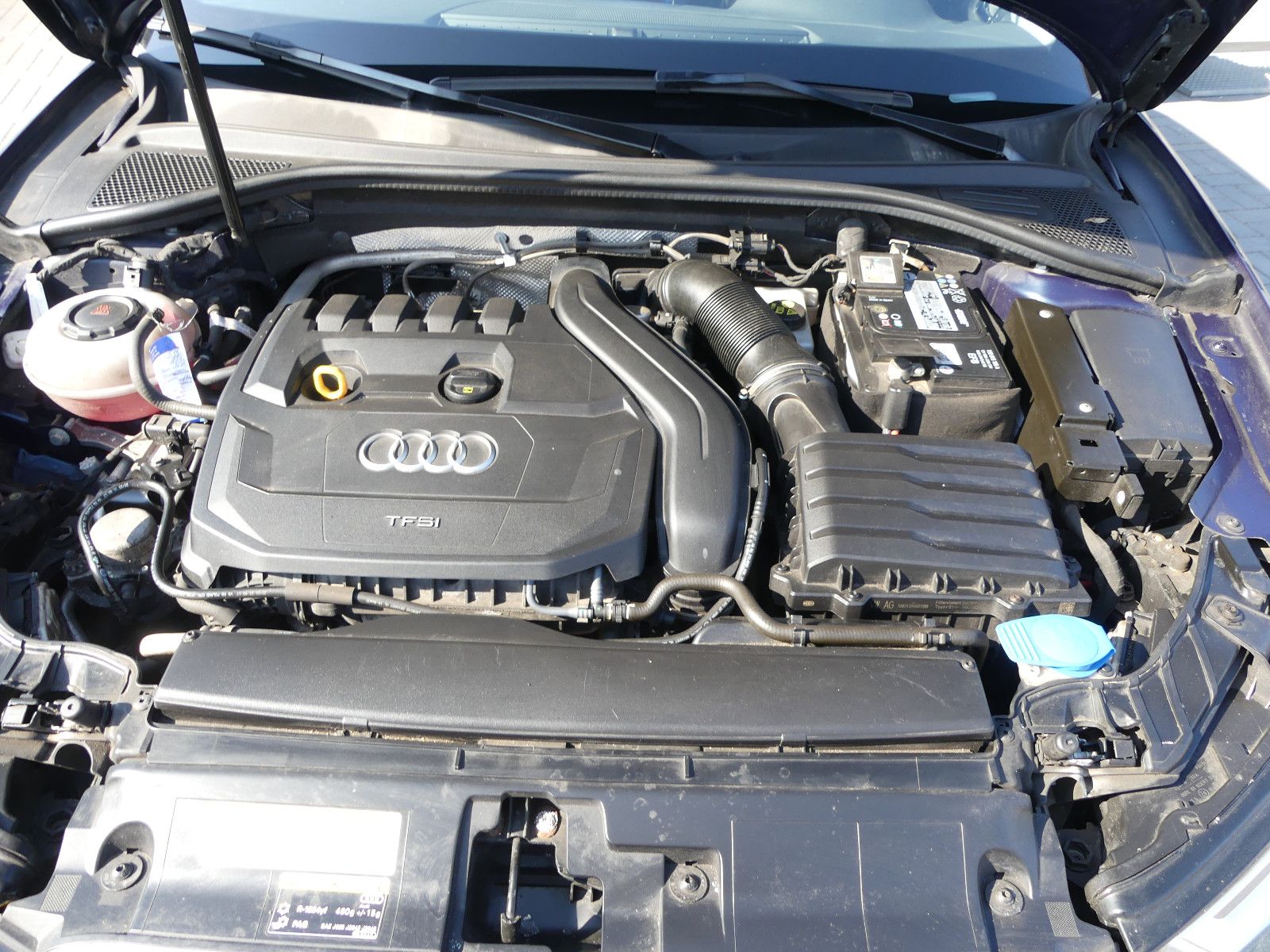 Fahrzeugabbildung Audi A3 Sportback basis
