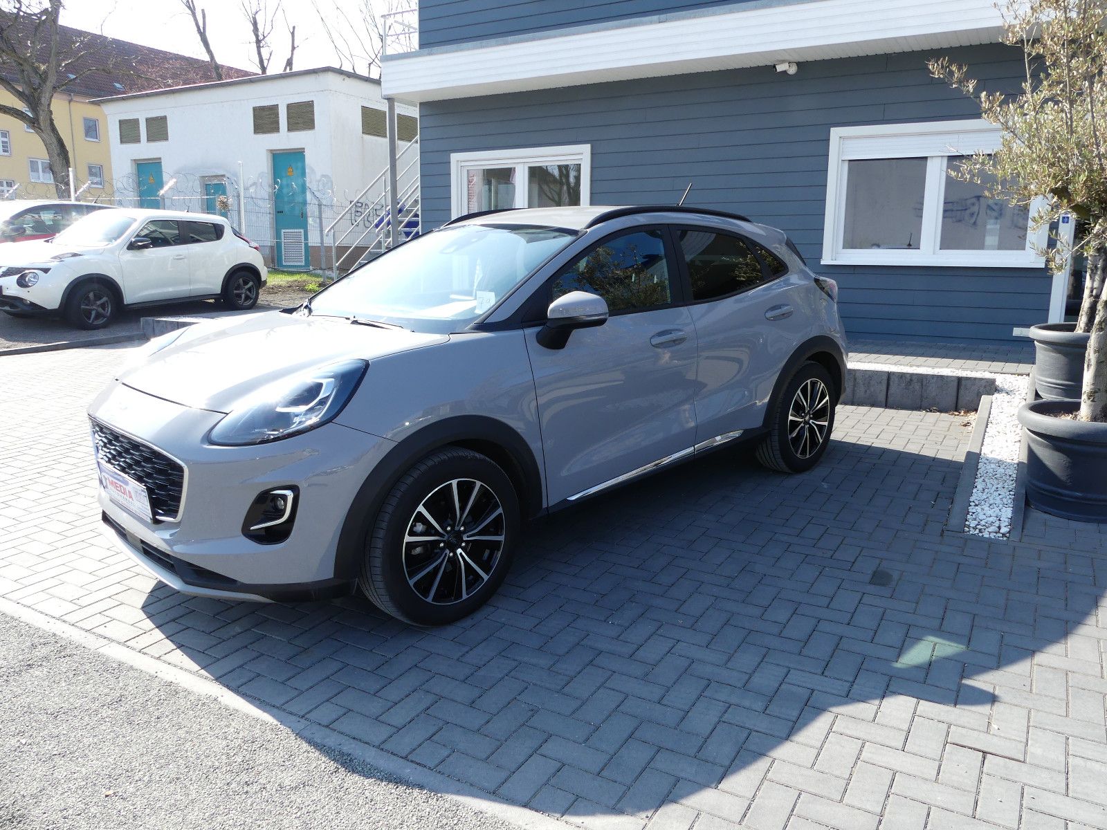 Fahrzeugabbildung Ford Puma Titanium"2.HAND"30TKM"