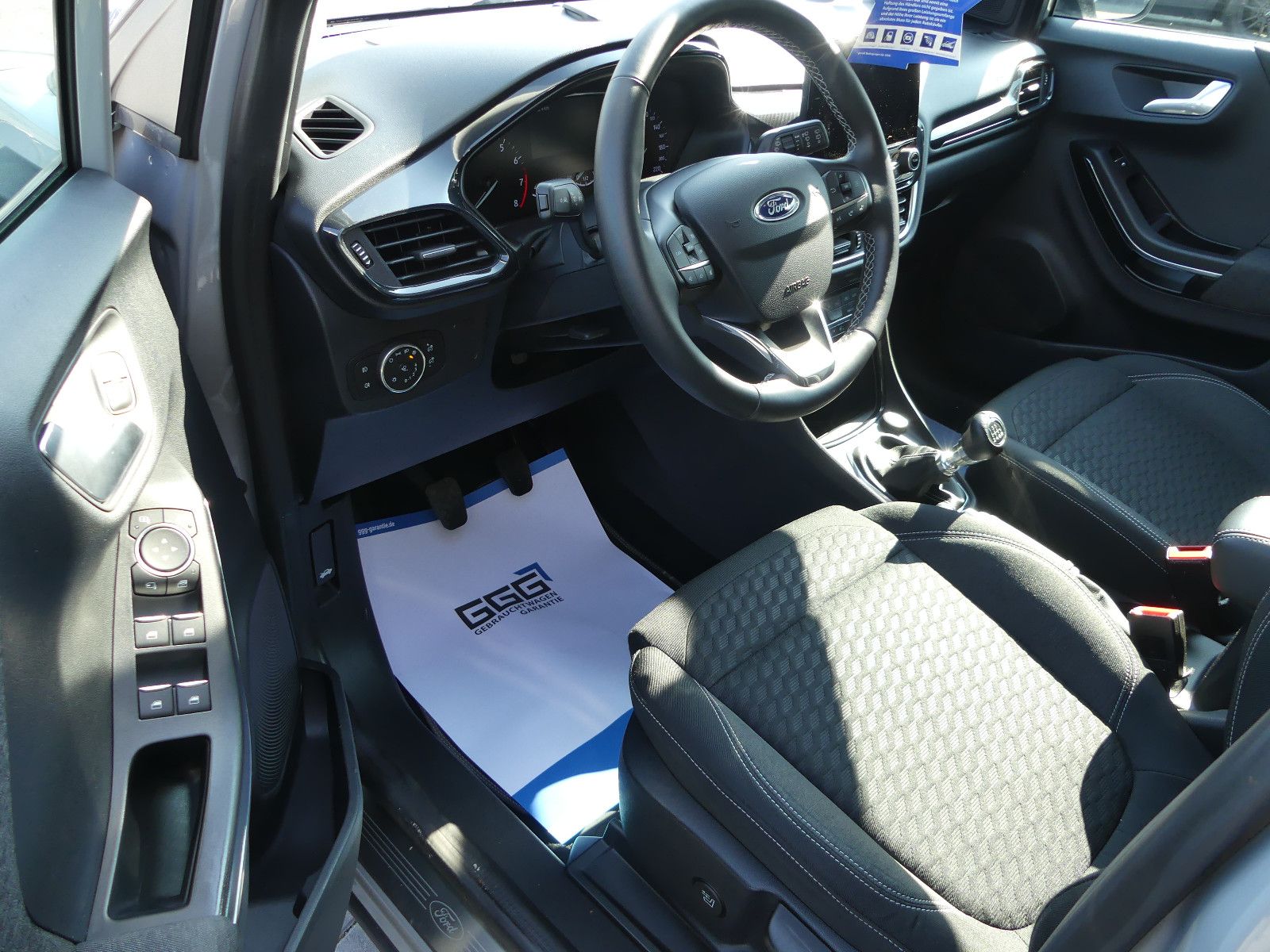 Fahrzeugabbildung Ford Puma Titanium"2.HAND"30TKM"