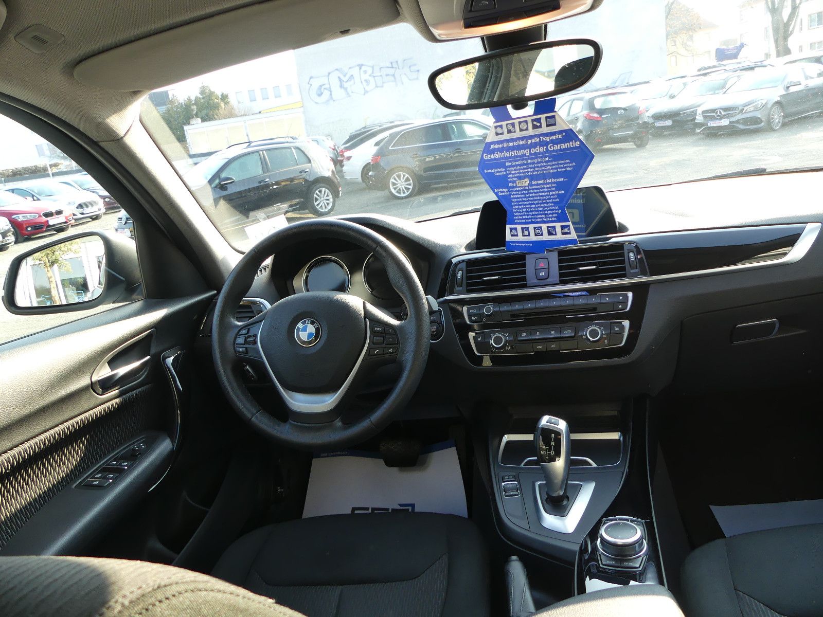 Fahrzeugabbildung BMW 118 1 Limousine 5-trg. 118 i, *AUTOMATIK*
