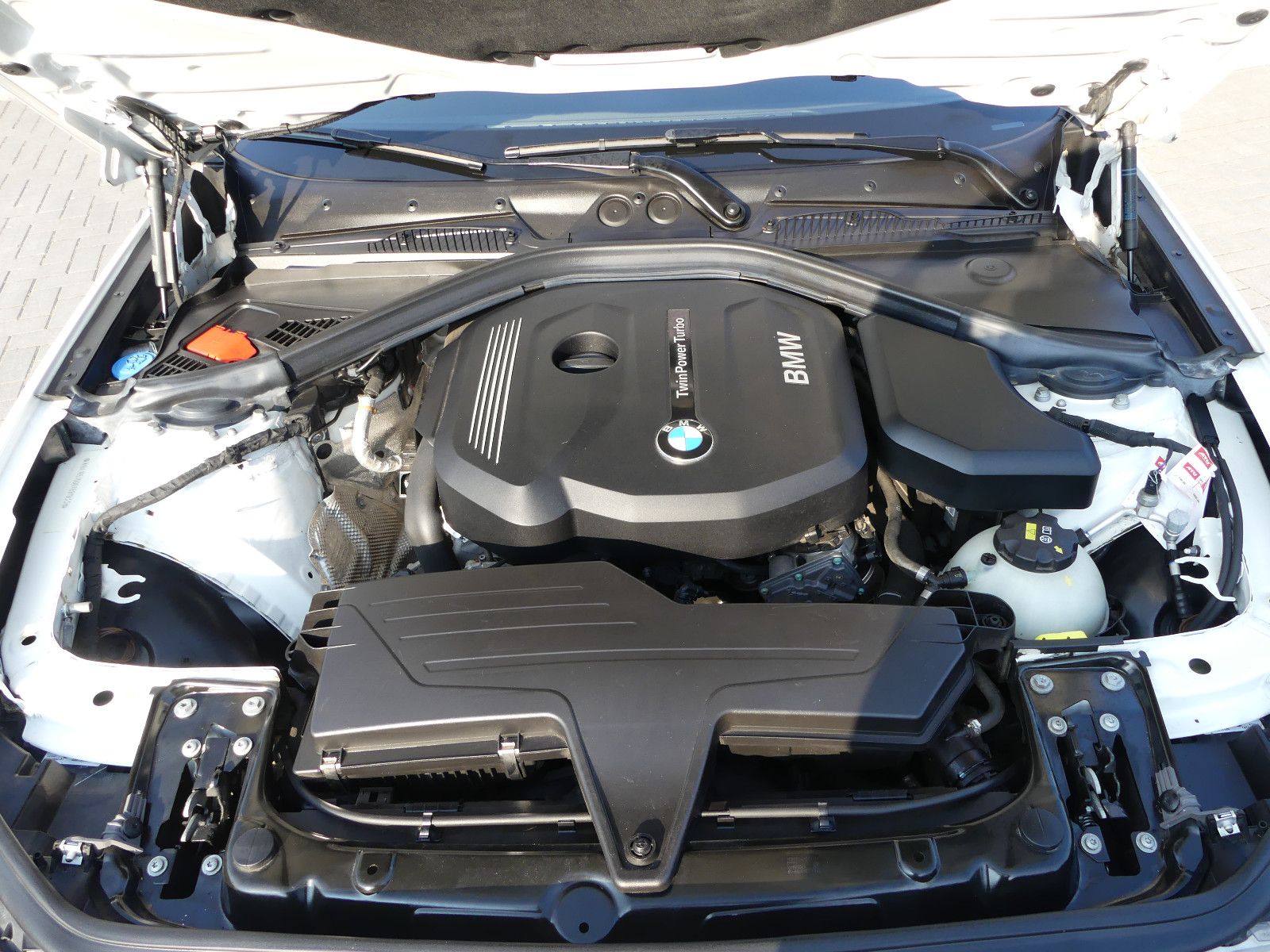 Fahrzeugabbildung BMW 118 1 Limousine 5-trg. 118 i, *AUTOMATIK*