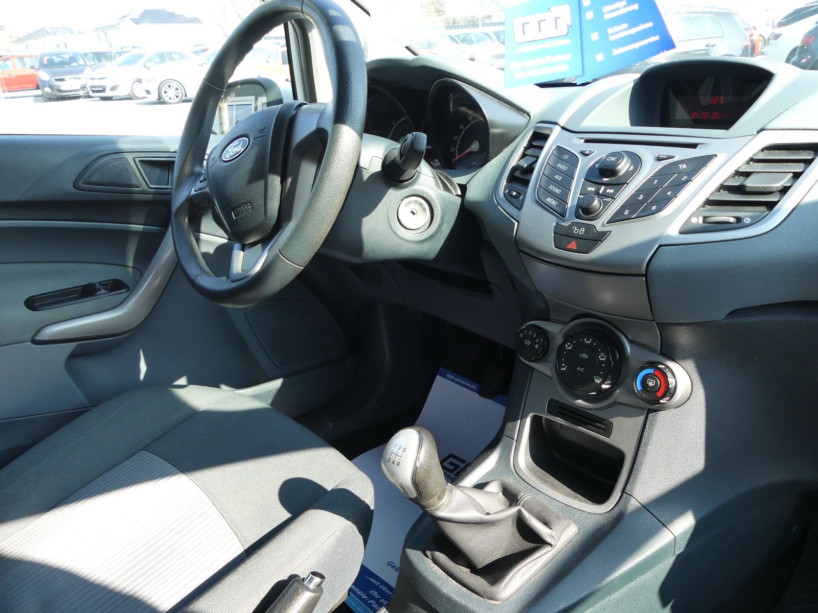Fahrzeugabbildung Ford Fiesta Trend"TÜV NEU"