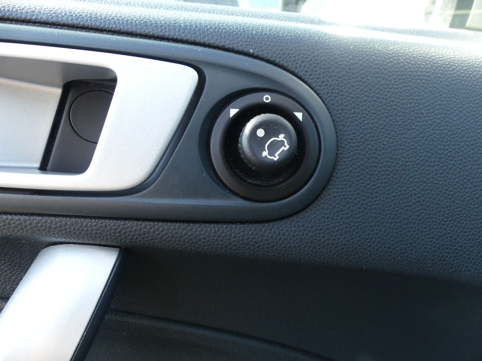 Fahrzeugabbildung Ford Fiesta Champions Edition