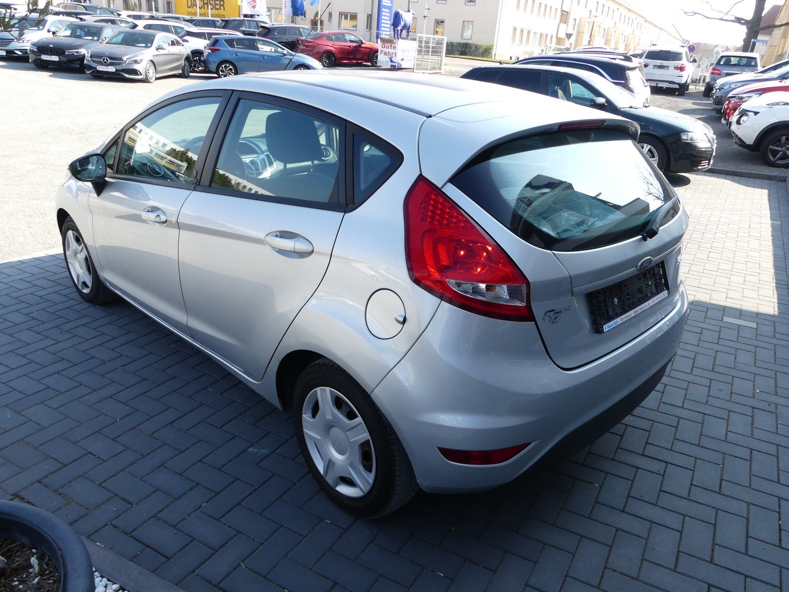 Fahrzeugabbildung Ford Fiesta Champions Edition