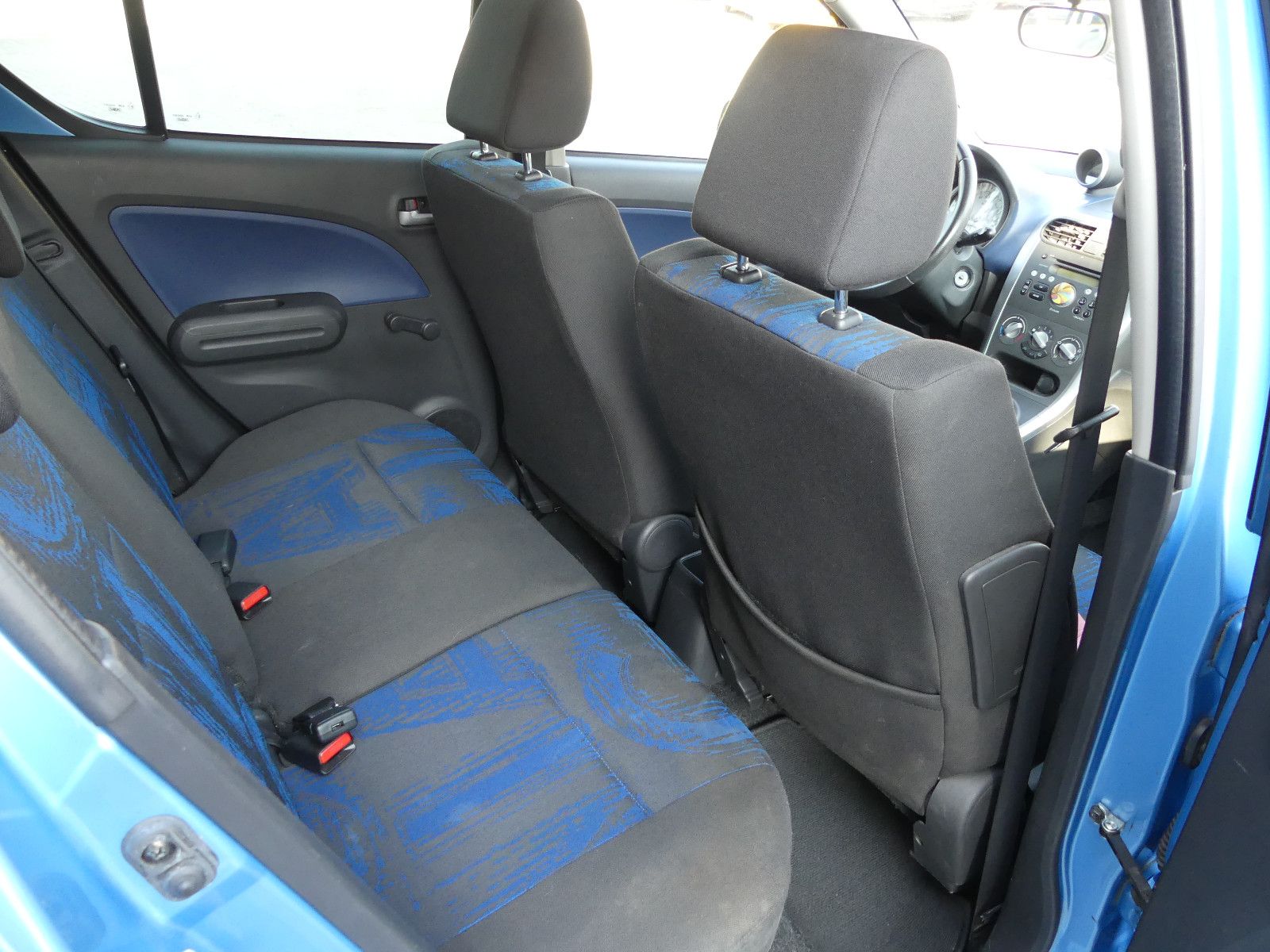 Fahrzeugabbildung Opel Agila B Edition"70TKM"