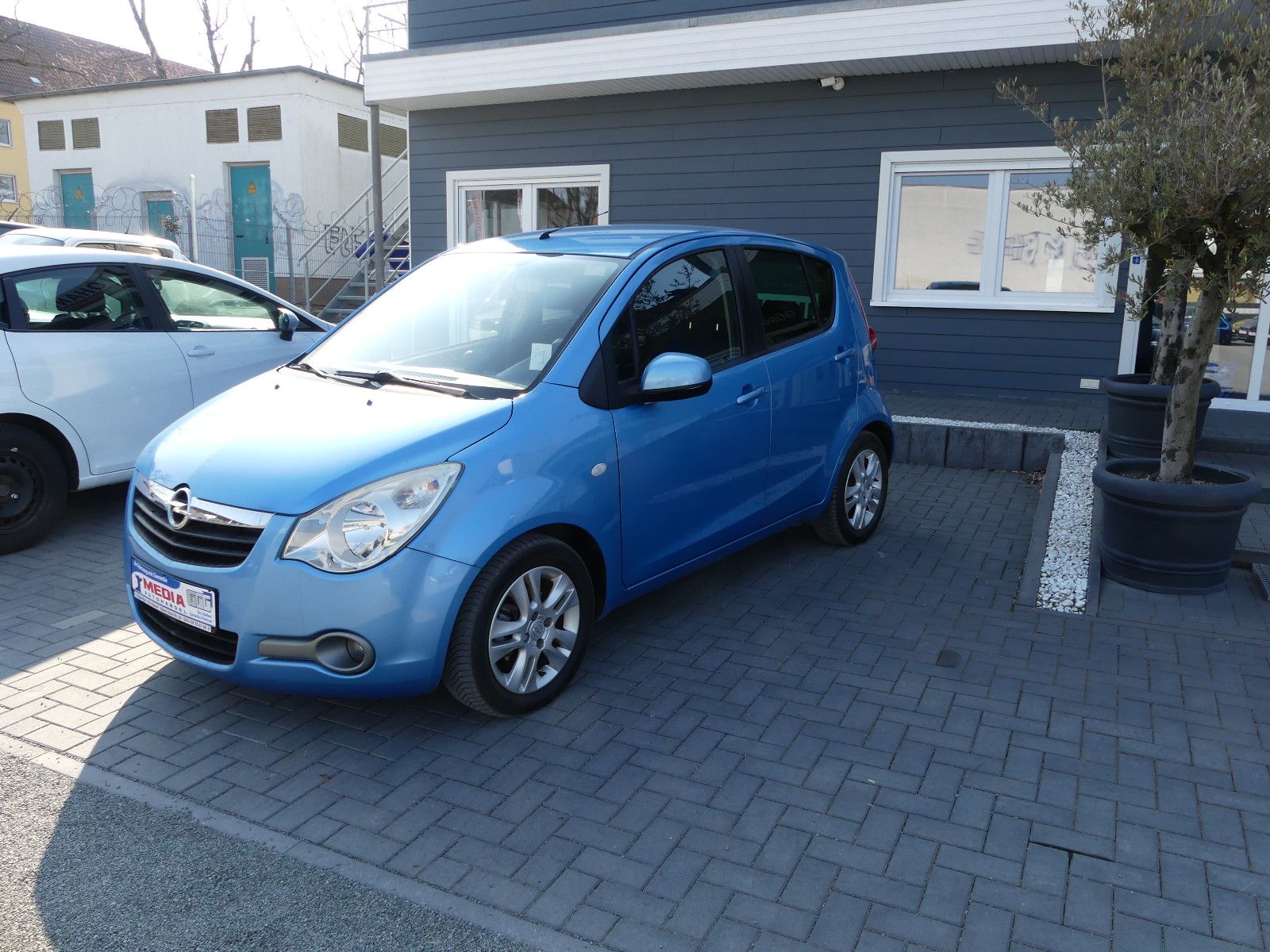 Fahrzeugabbildung Opel Agila B Edition"70TKM"