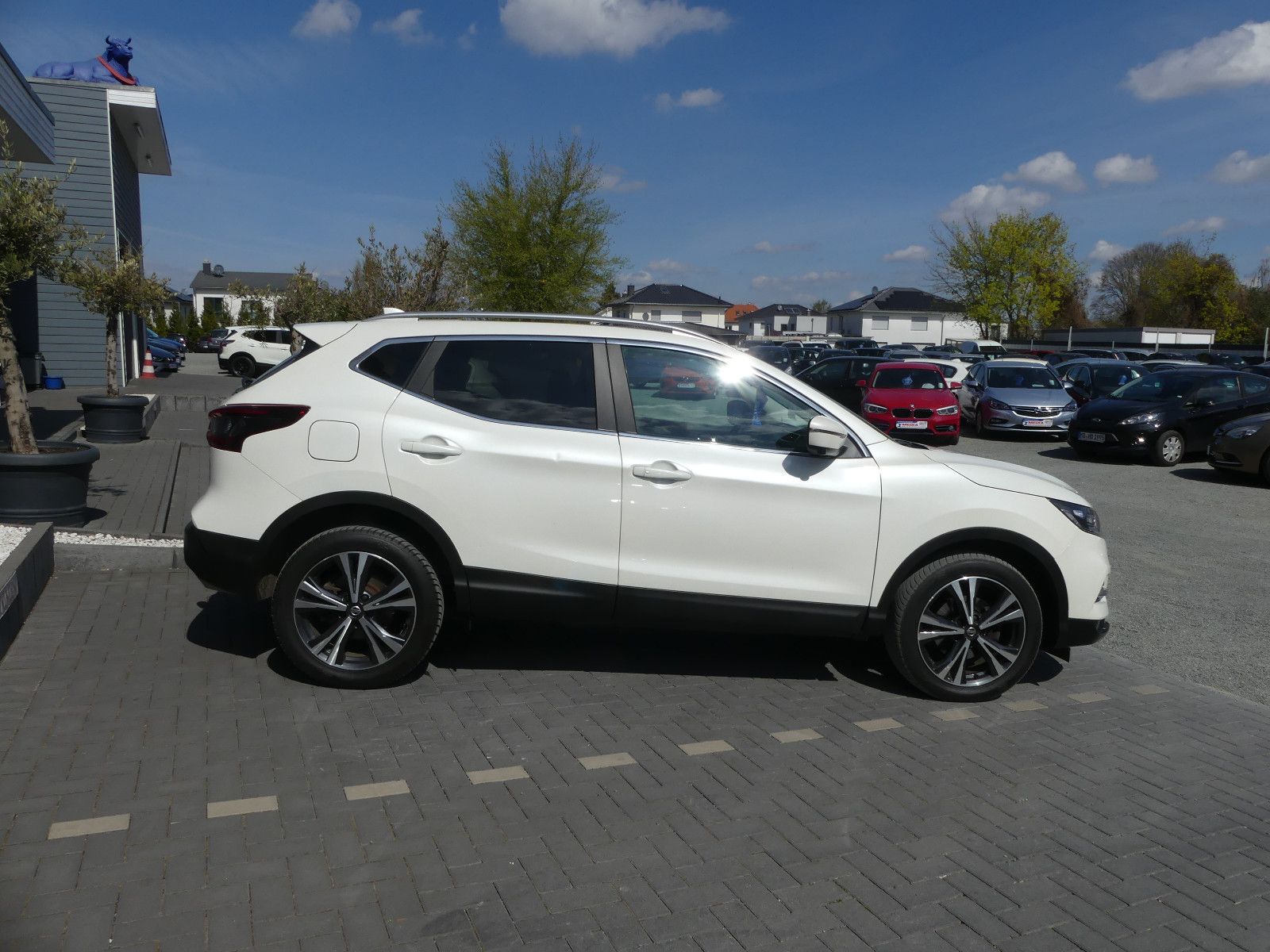 Fahrzeugabbildung Nissan Qashqai Zama"1.HAND"56TKM"