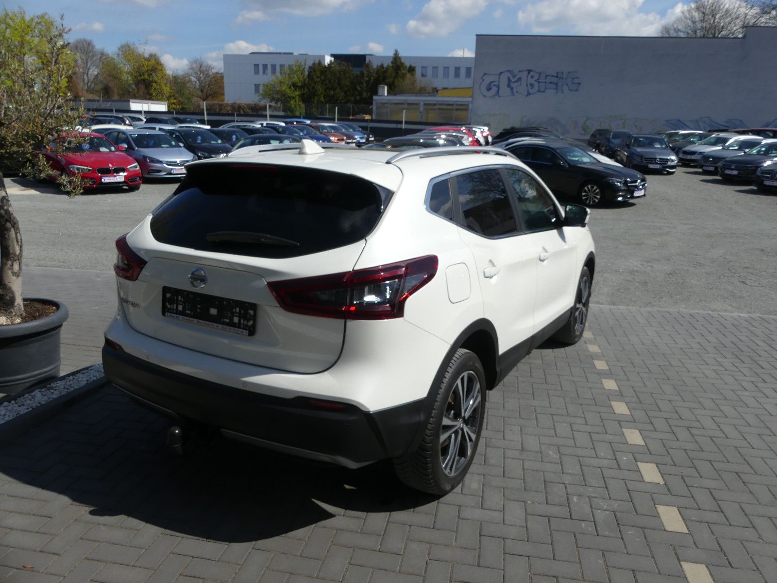 Fahrzeugabbildung Nissan Qashqai Zama"1.HAND"56TKM"