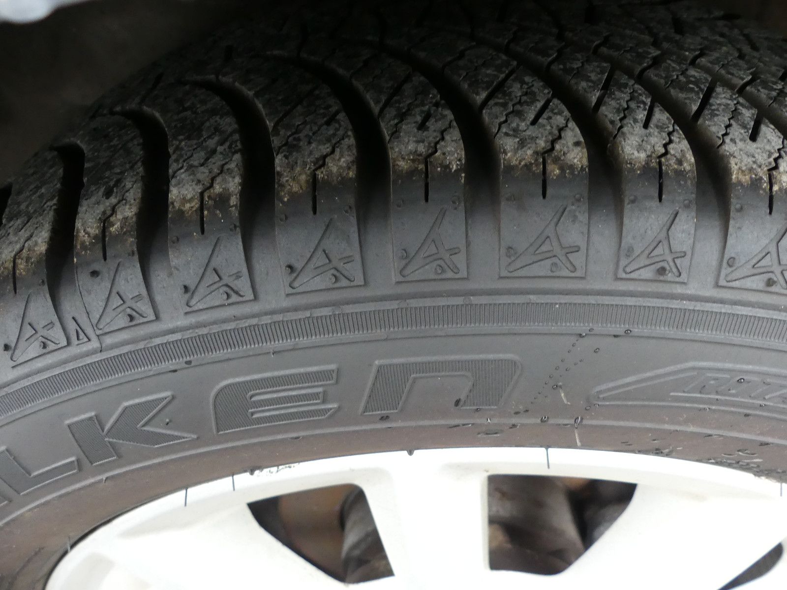 Fahrzeugabbildung Opel Astra 1.6 Twinport Sport"82TKM"