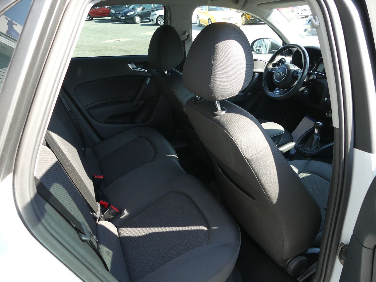 Fahrzeugabbildung Audi A1 Sportback admired, S- Line