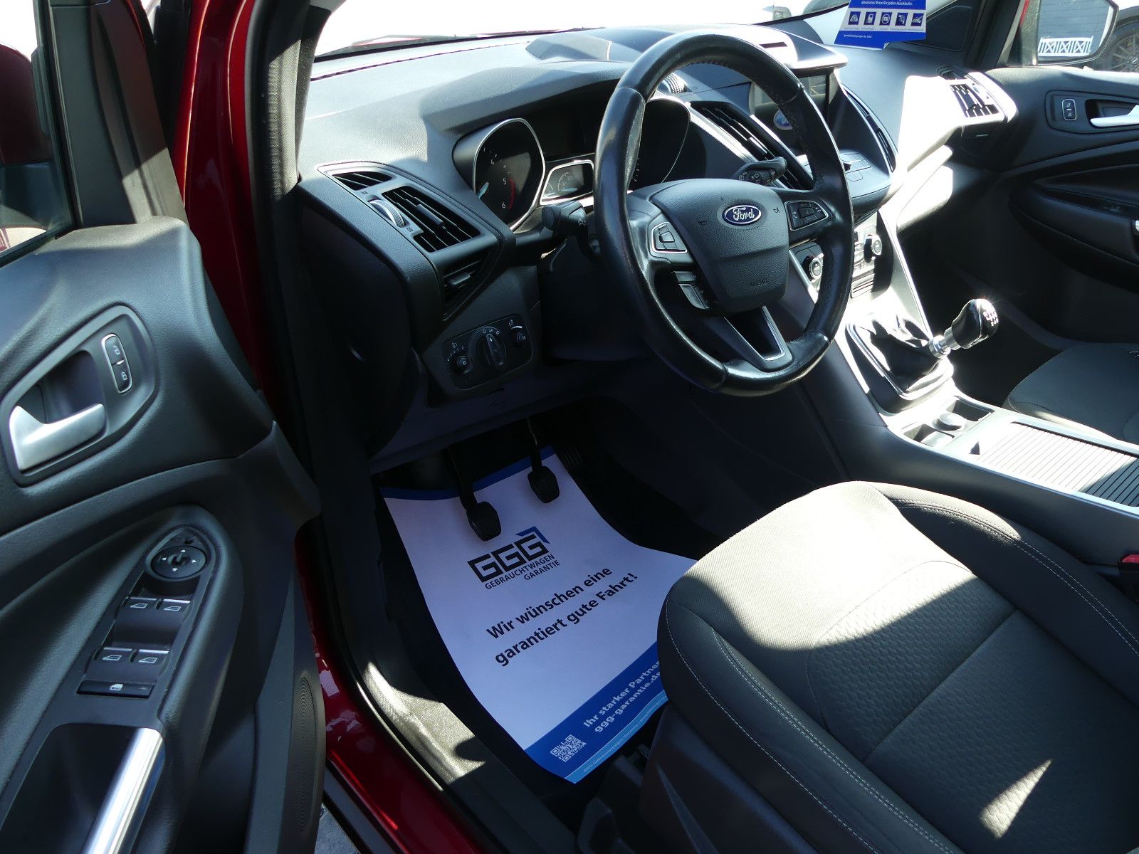 Fahrzeugabbildung Ford Kuga Cool & Connect