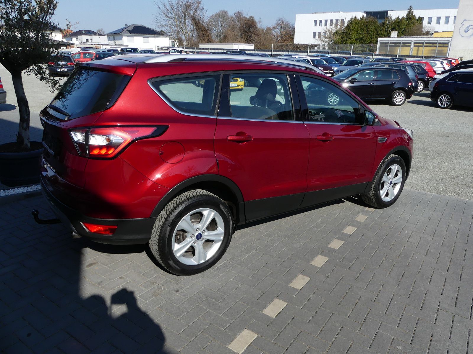 Fahrzeugabbildung Ford Kuga Cool & Connect