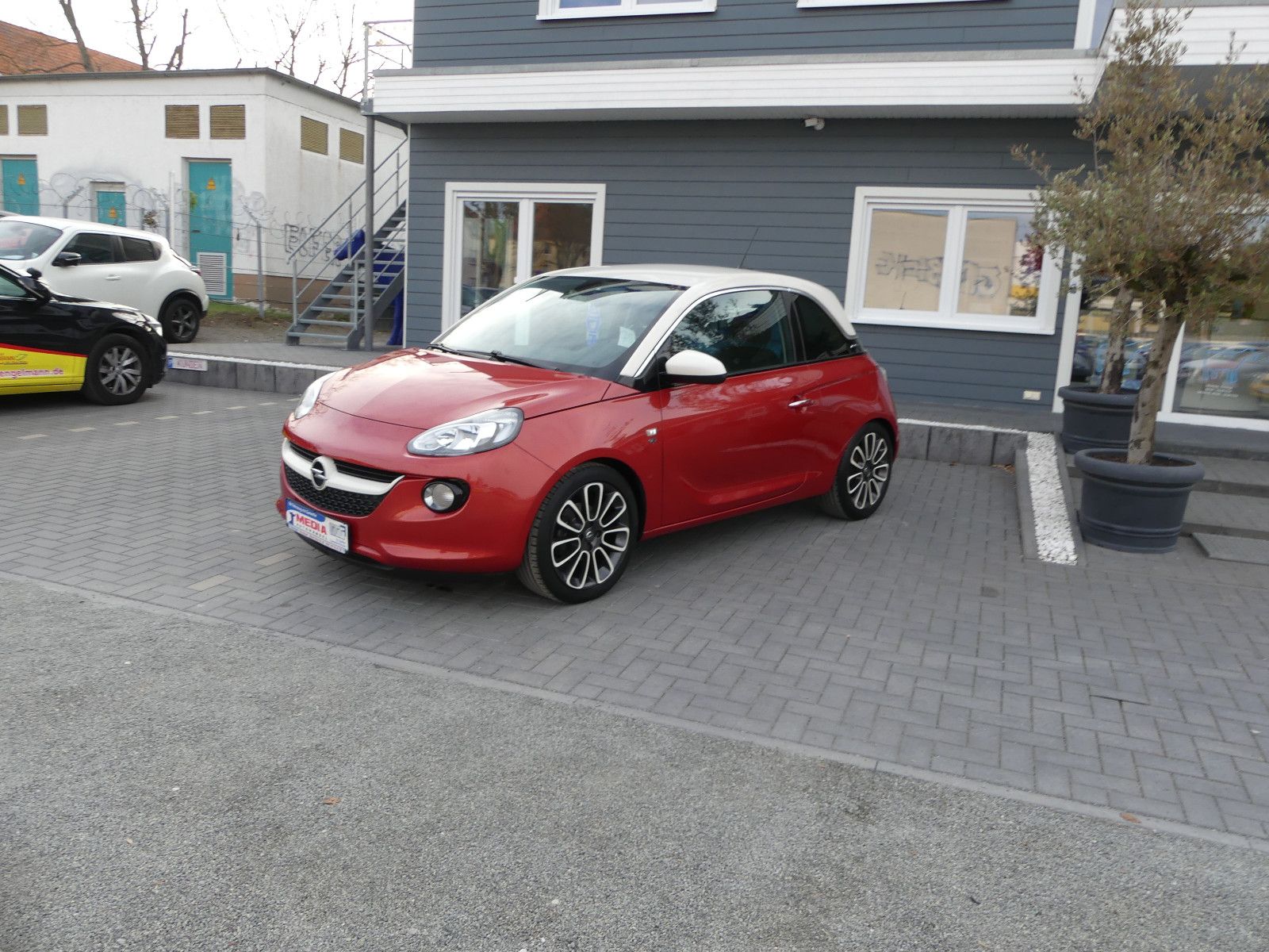 Fahrzeugabbildung Opel Adam Germany's next Topmodel"1.HAND"