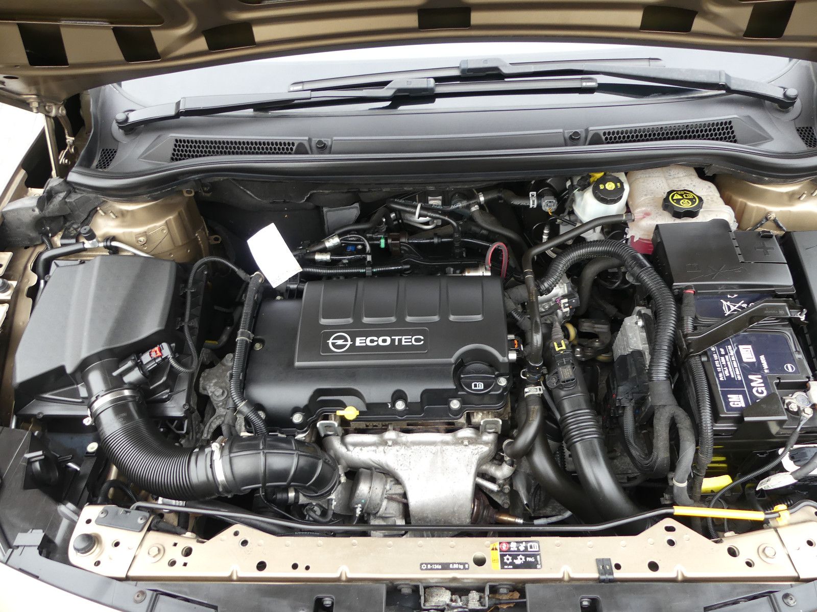 Fahrzeugabbildung Opel Cascada Edition ecoFlex, * CABRIO*