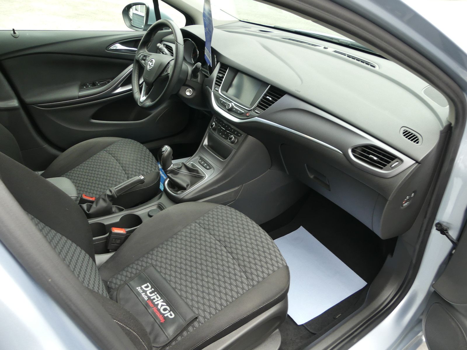 Fahrzeugabbildung Opel Astra K Lim. 5-trg. Edition Start/Stop"29TKM"