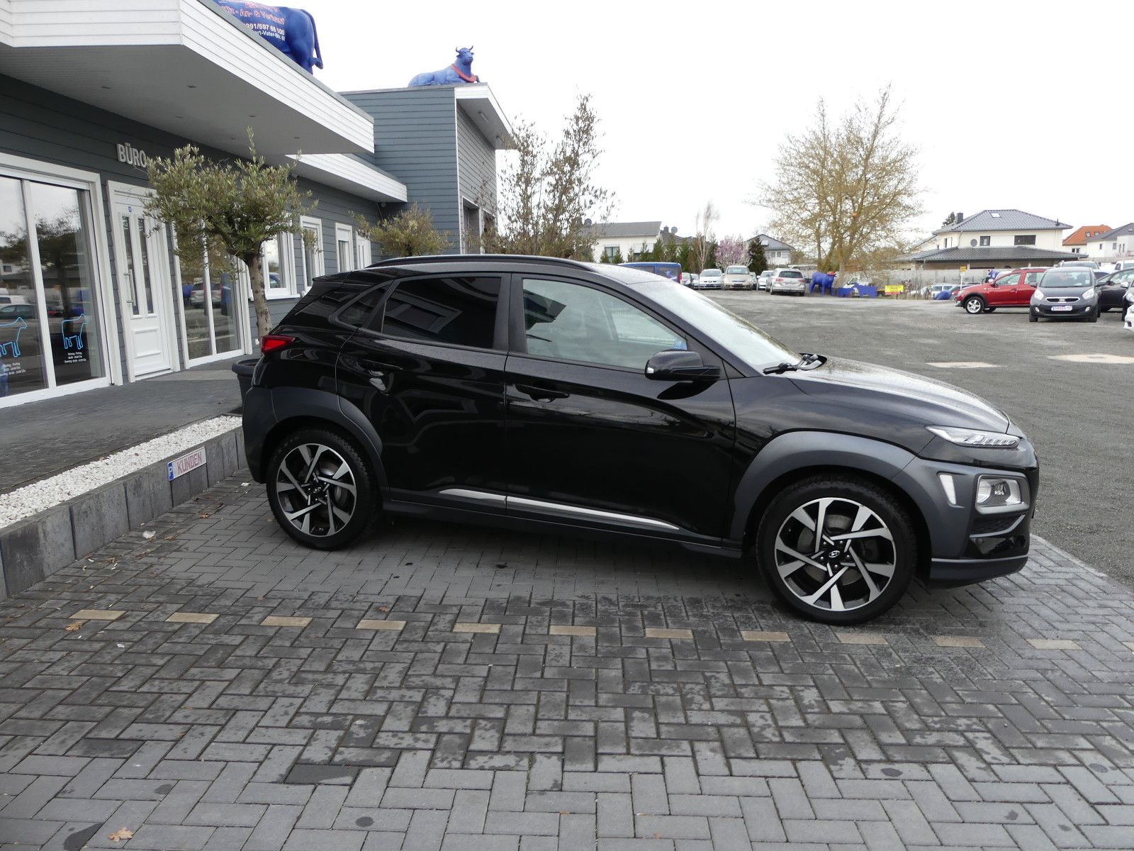 Fahrzeugabbildung Hyundai Kona Premium 4WD"85TKM"